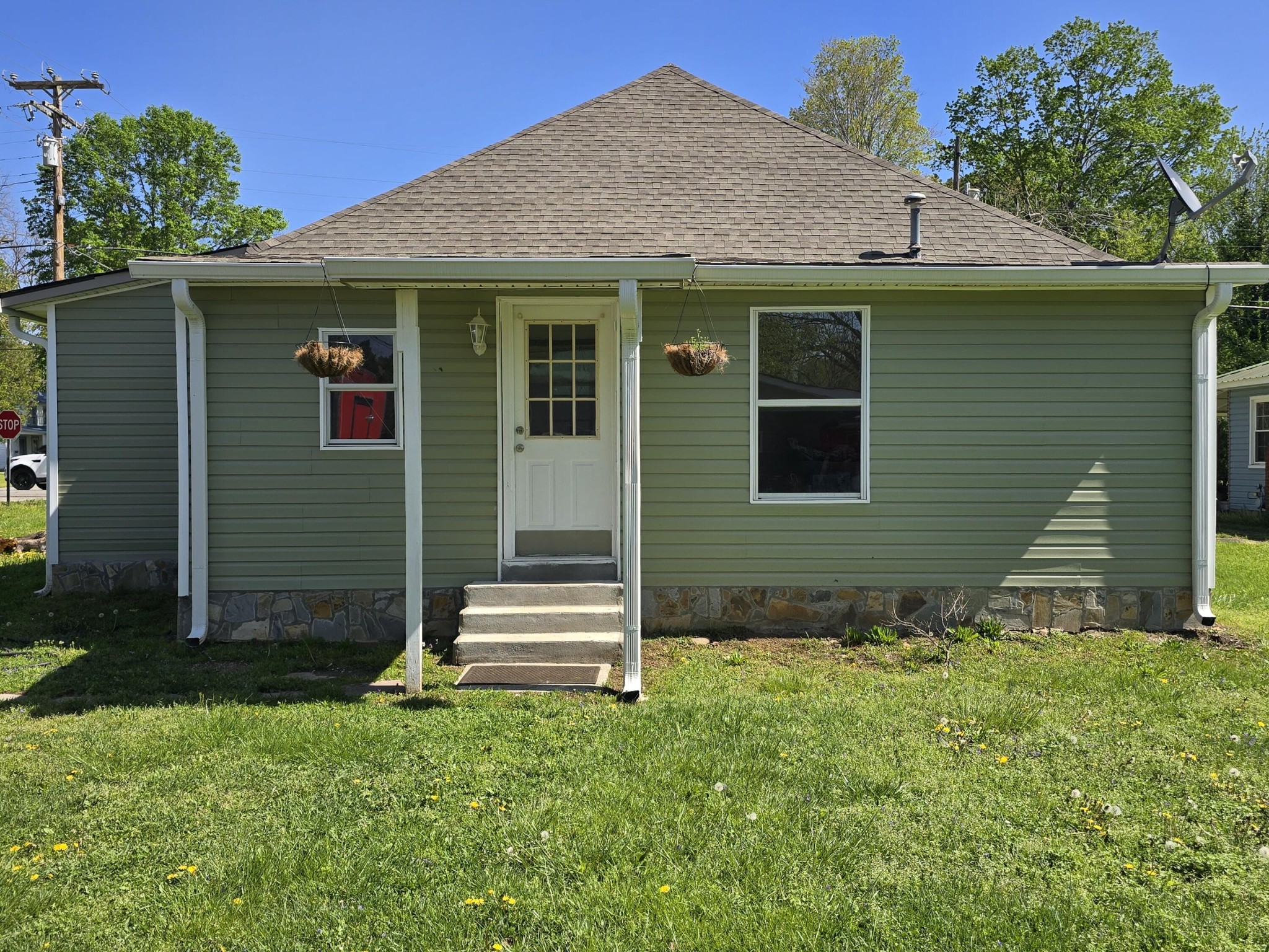 491 Piccadilly Avenue Property Photo 4