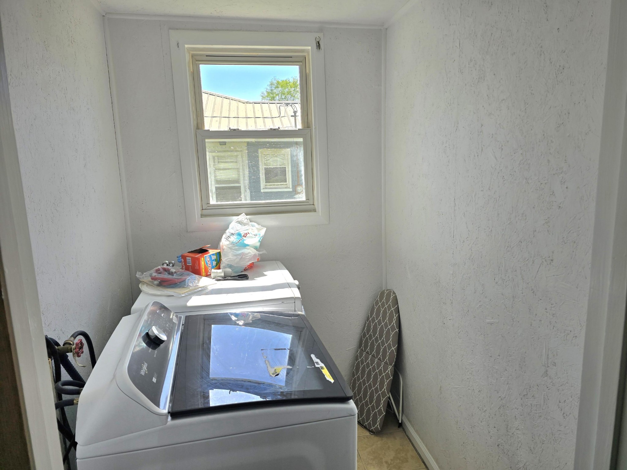 491 Piccadilly Avenue Property Photo 18