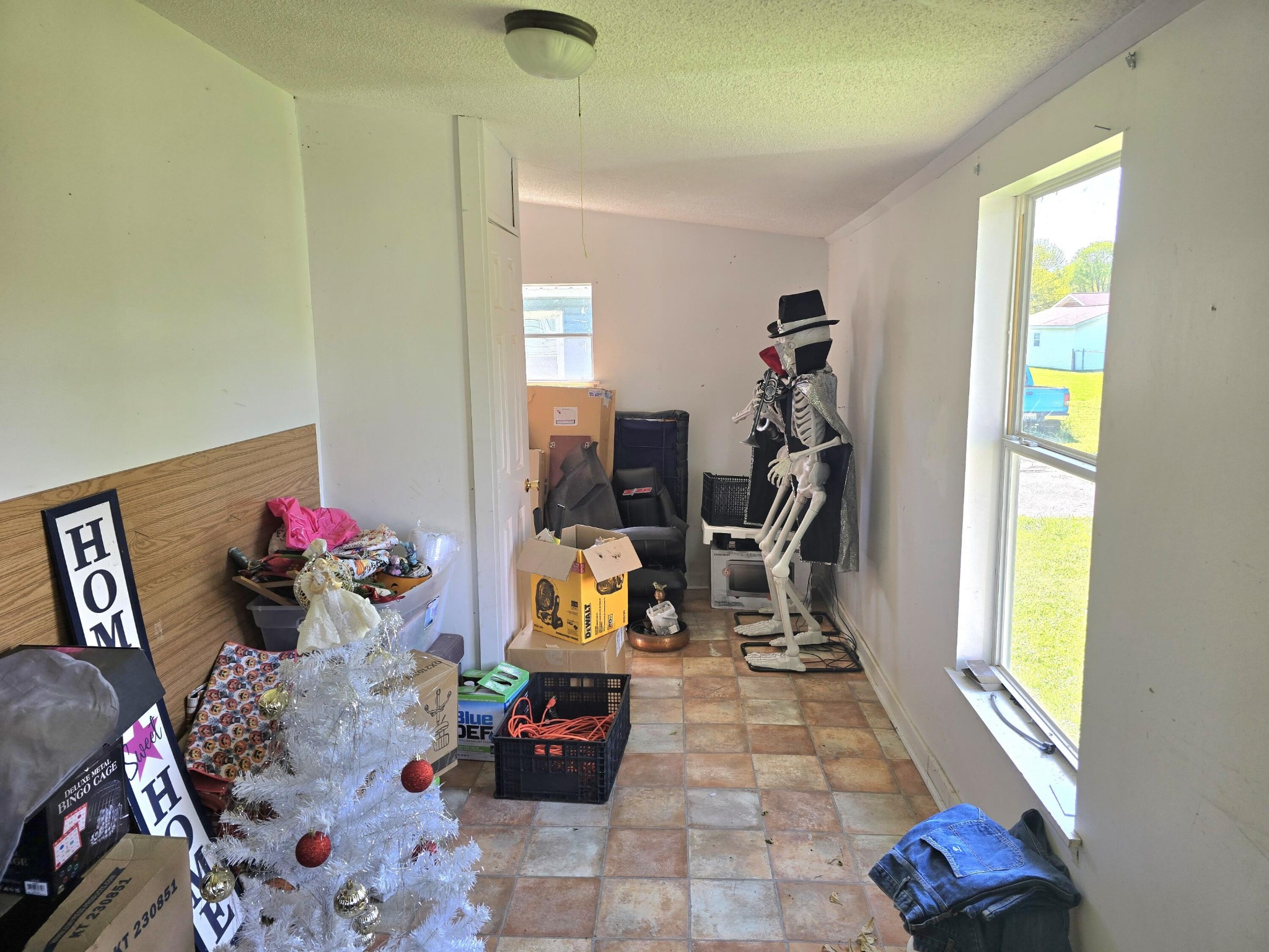 491 Piccadilly Avenue Property Photo 19