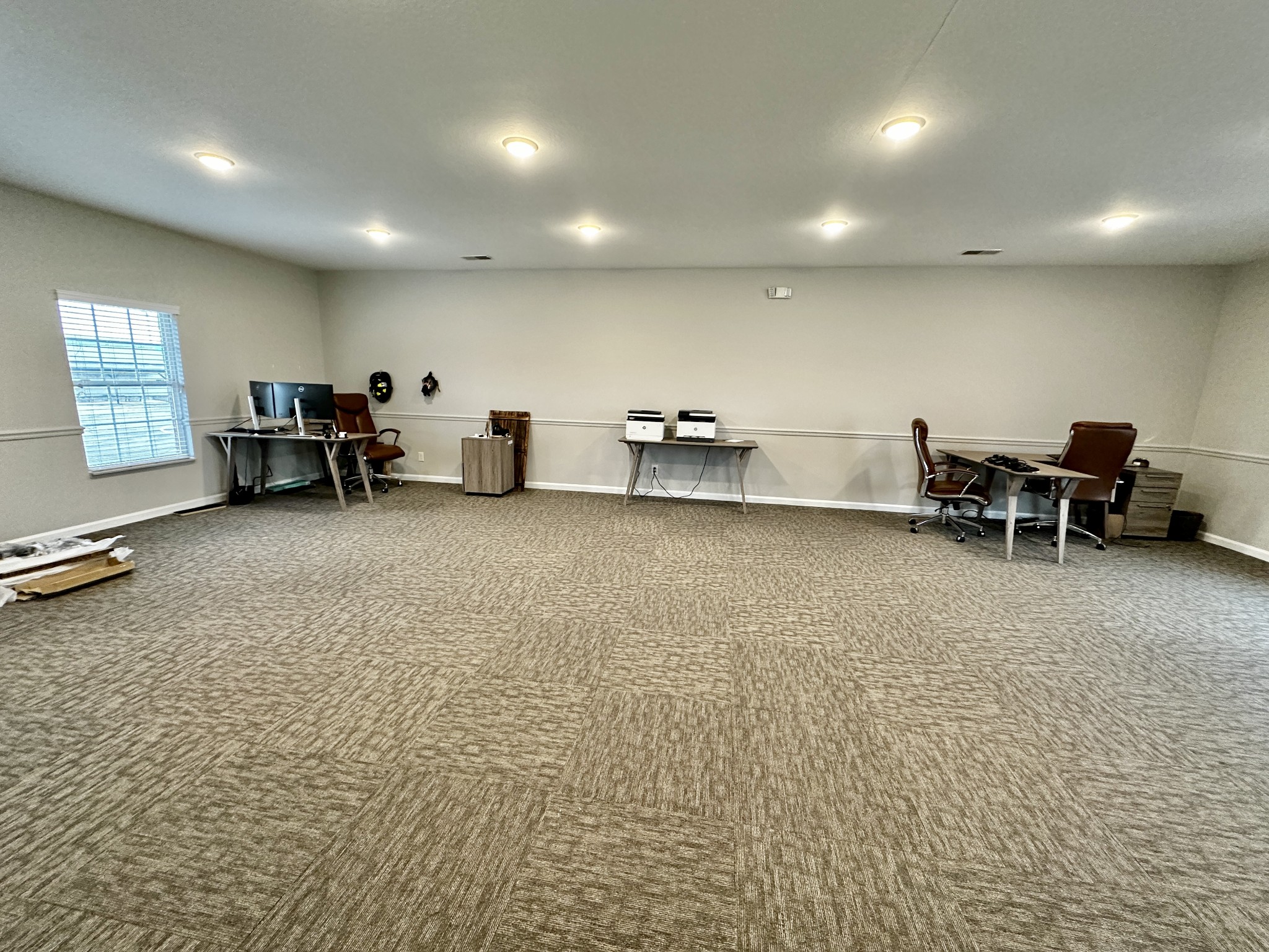 1800 Business Park Dr Property Photo 10