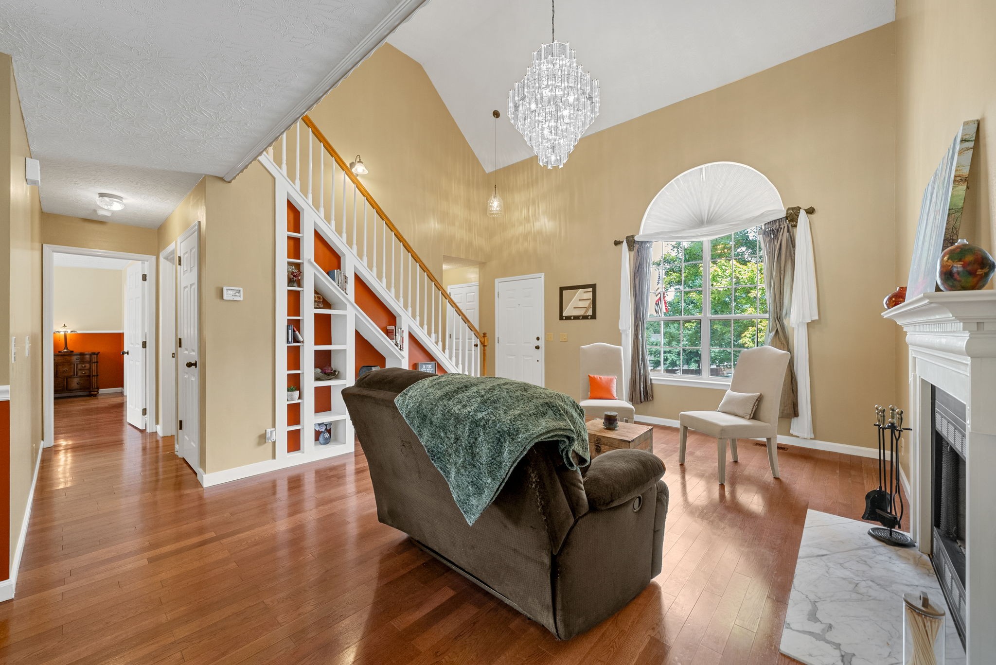 802 Crystal Ct Property Photo 8