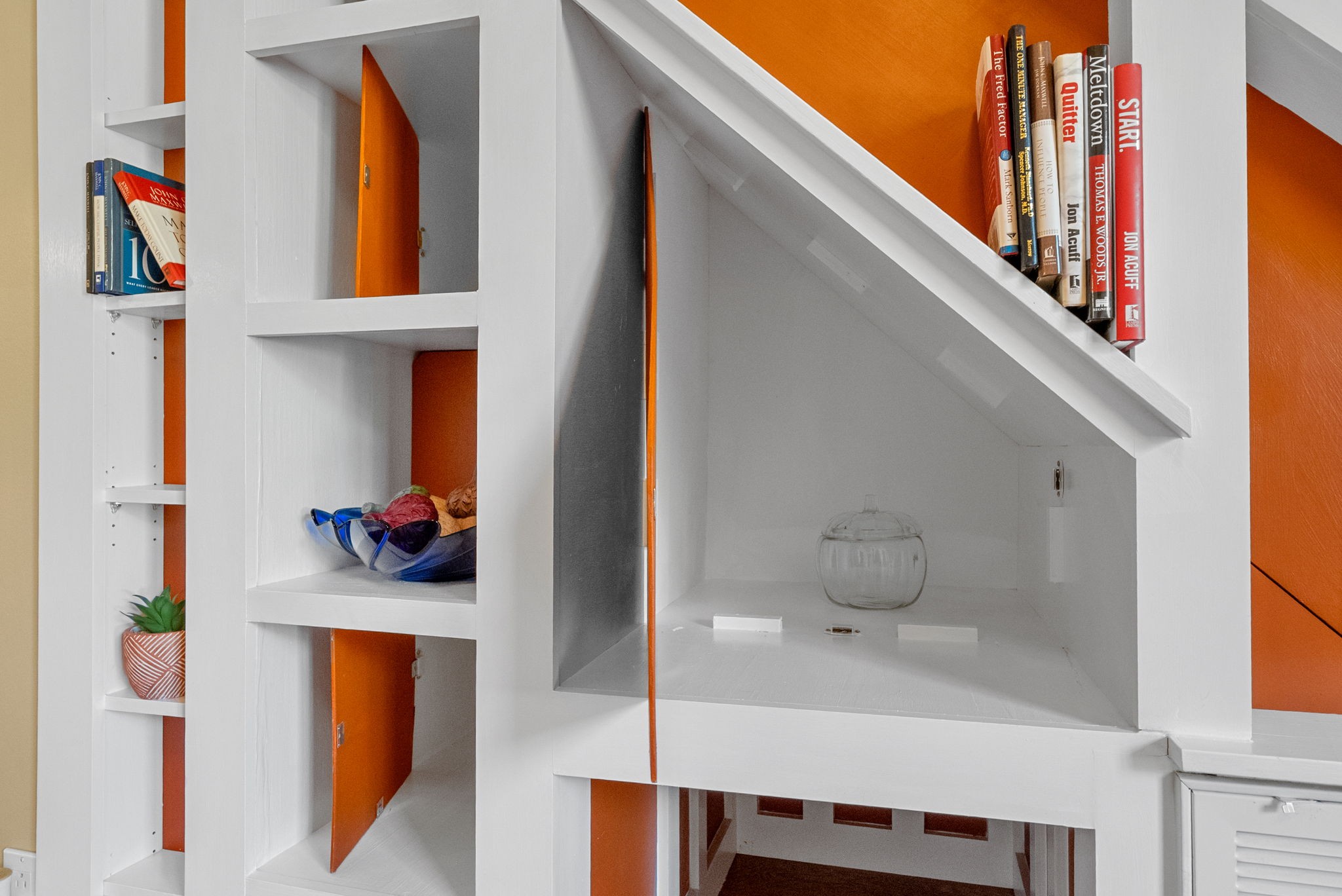 802 Crystal Ct Property Photo 10