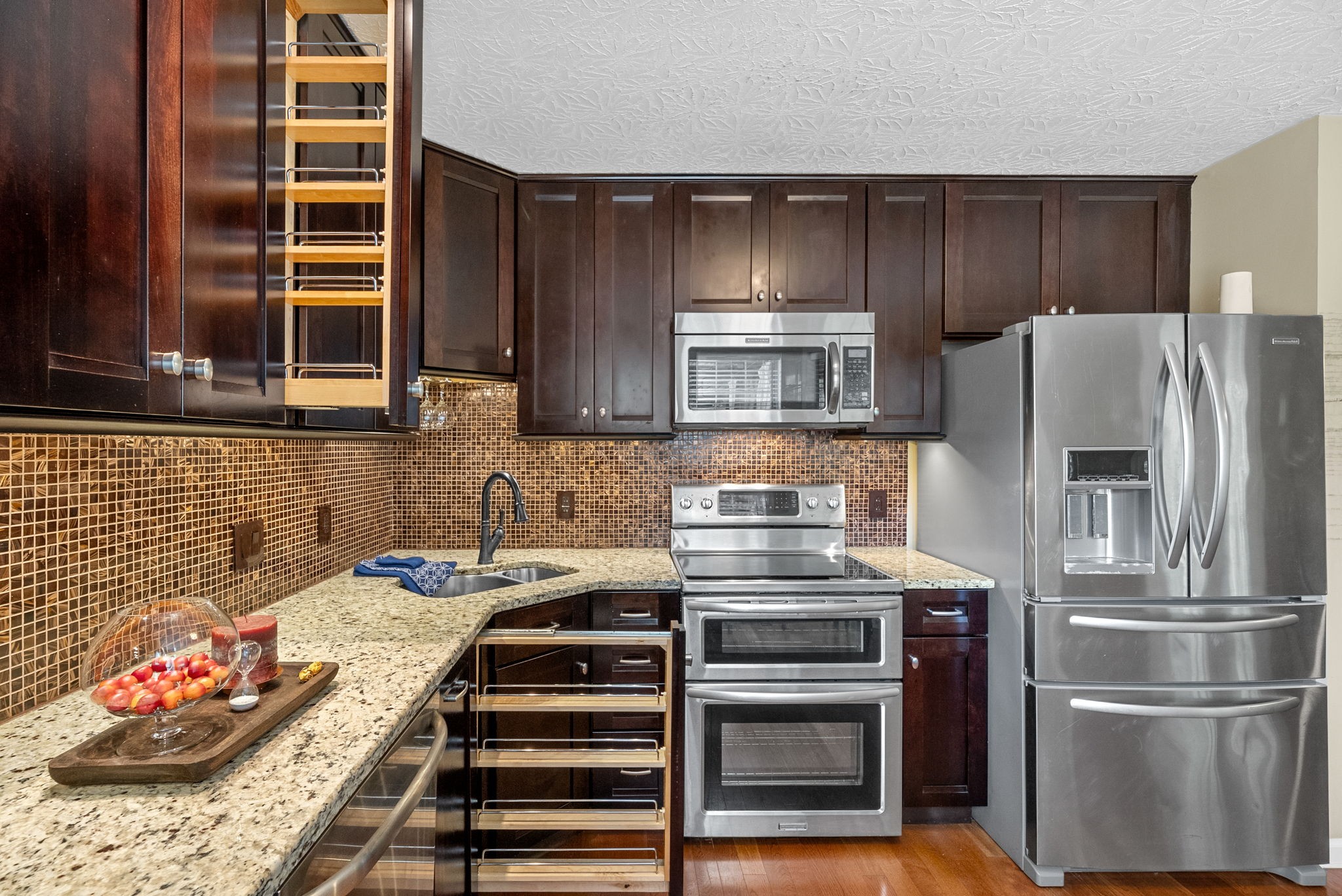 802 Crystal Ct Property Photo 18