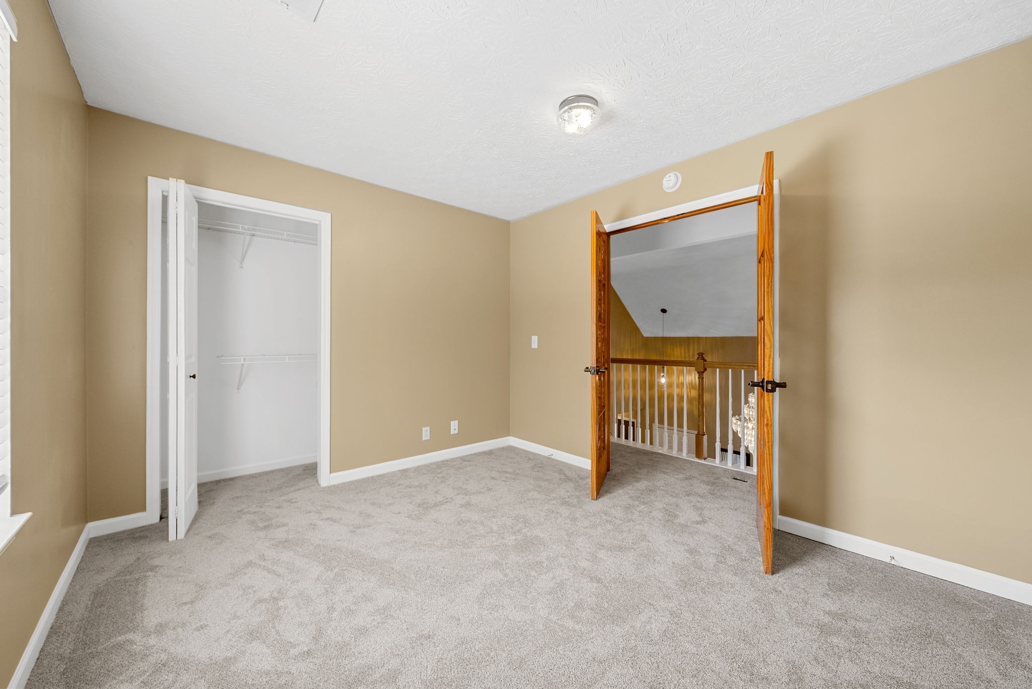 802 Crystal Ct Property Photo 24