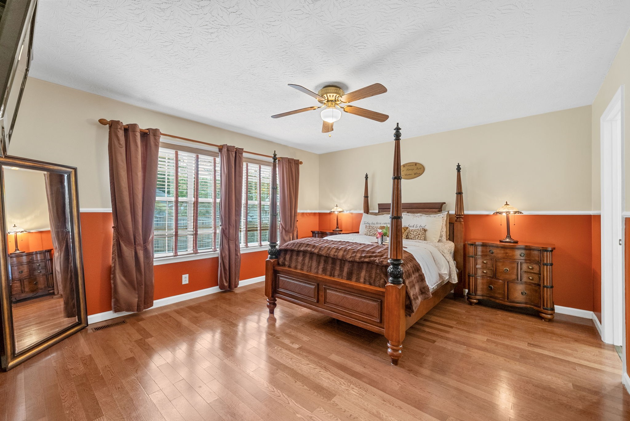 802 Crystal Ct Property Photo 25