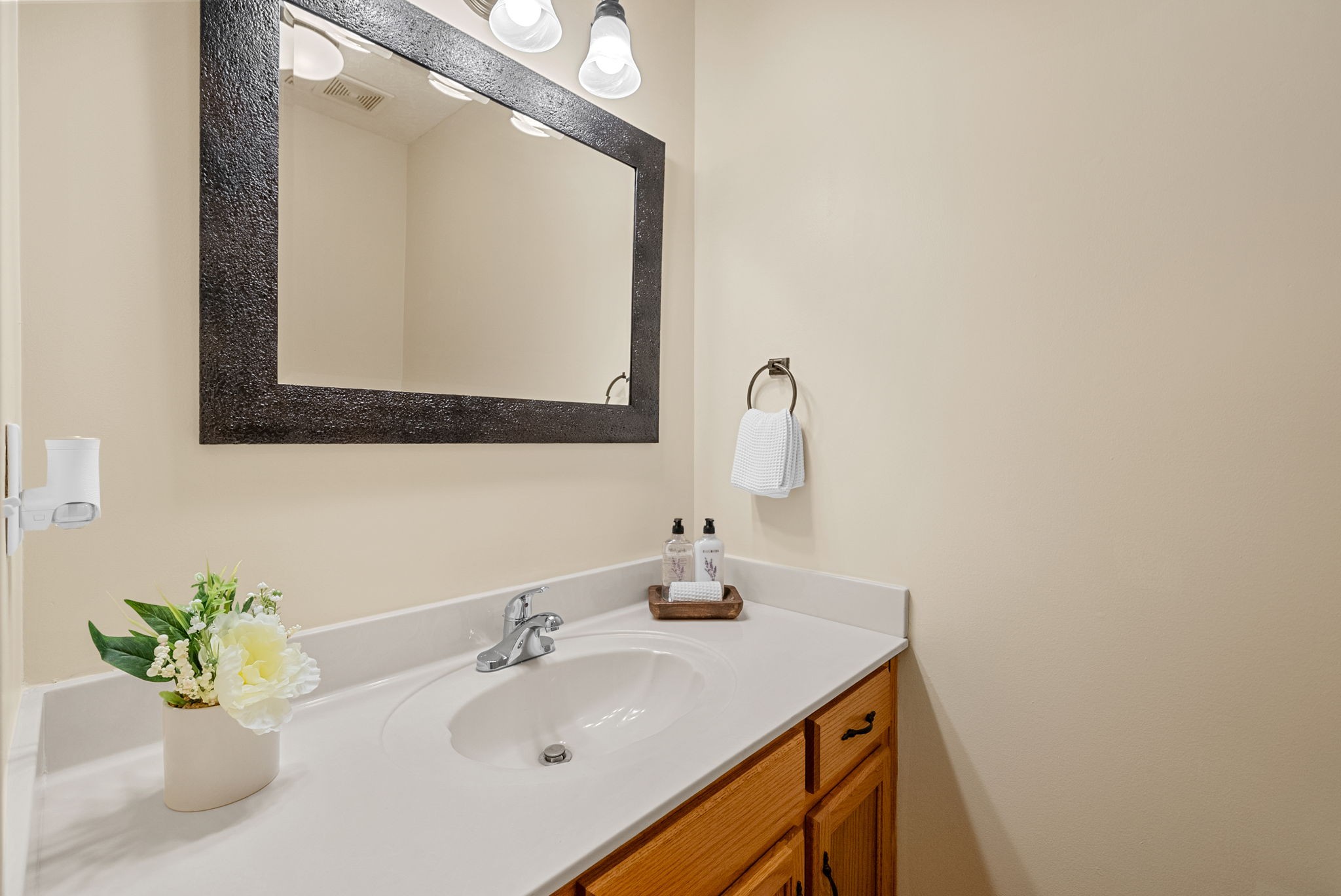 802 Crystal Ct Property Photo 34