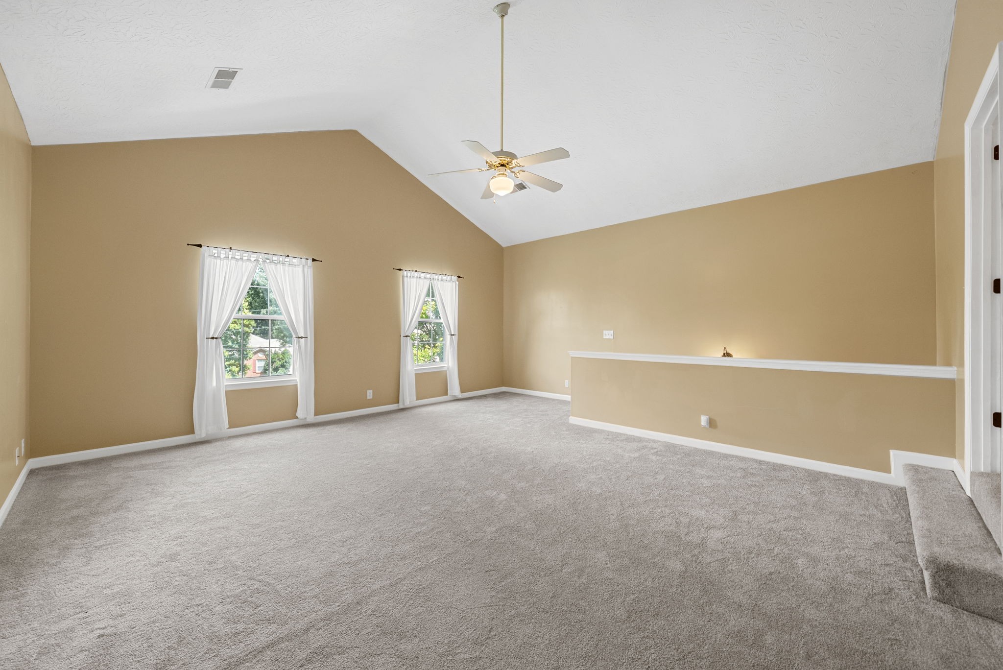 802 Crystal Ct Property Photo 40