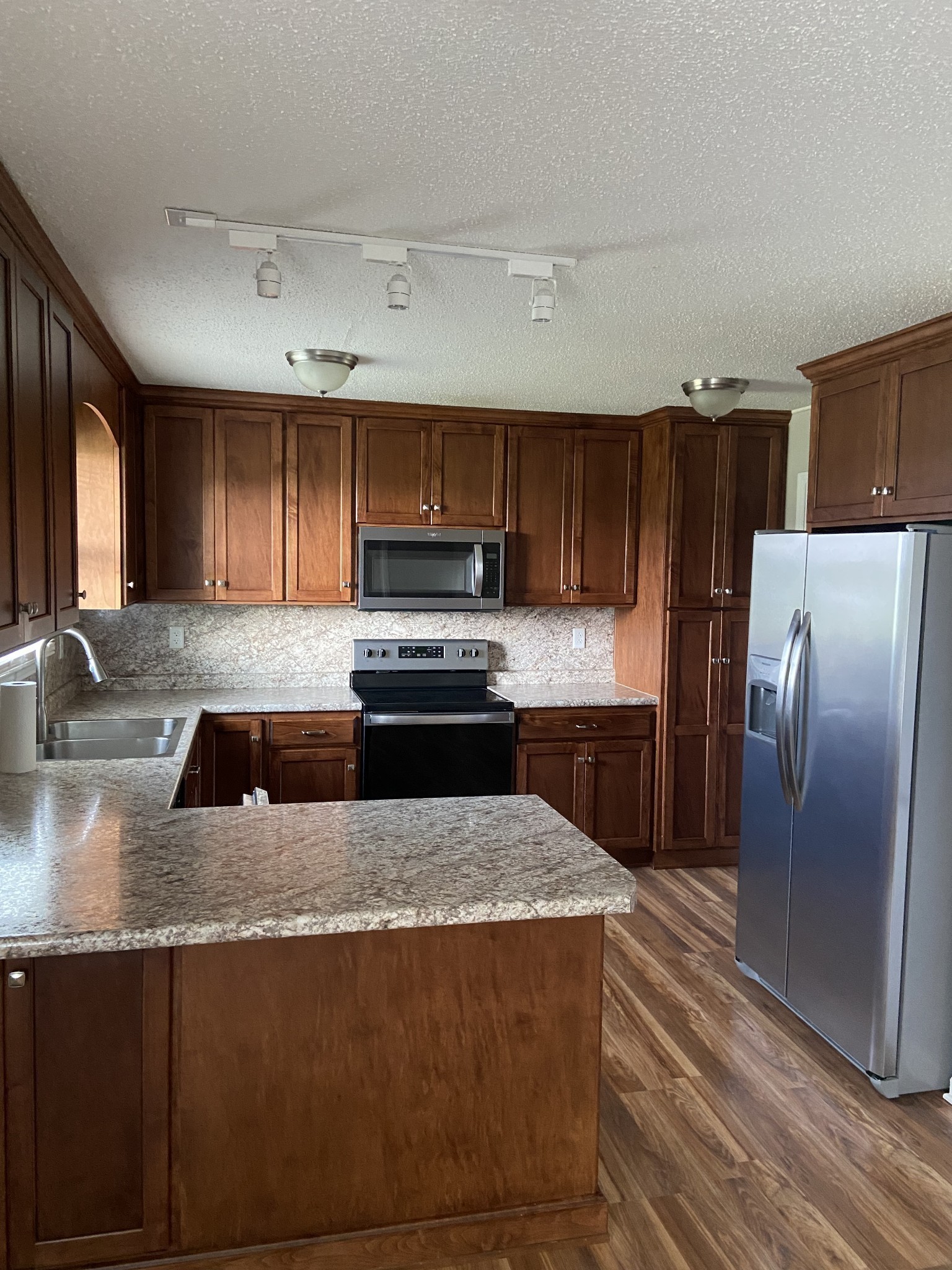 801 Webb Rd Property Photo 10