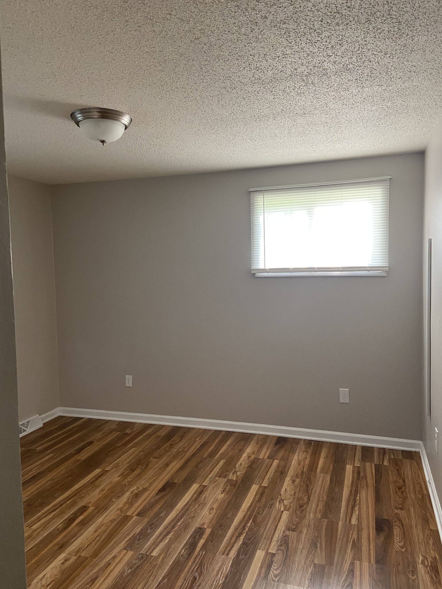 801 Webb Rd Property Photo 18