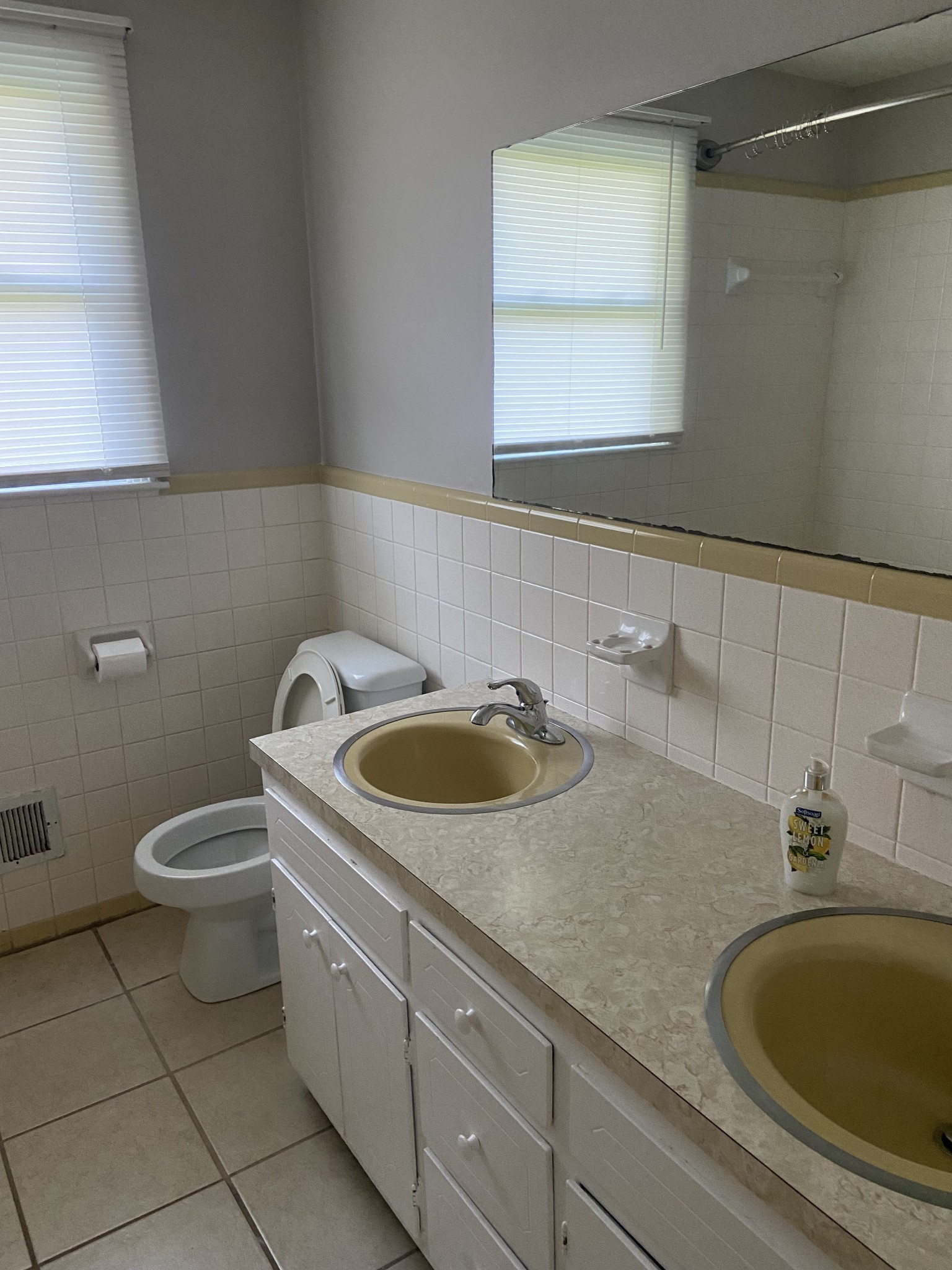 801 Webb Rd Property Photo 20