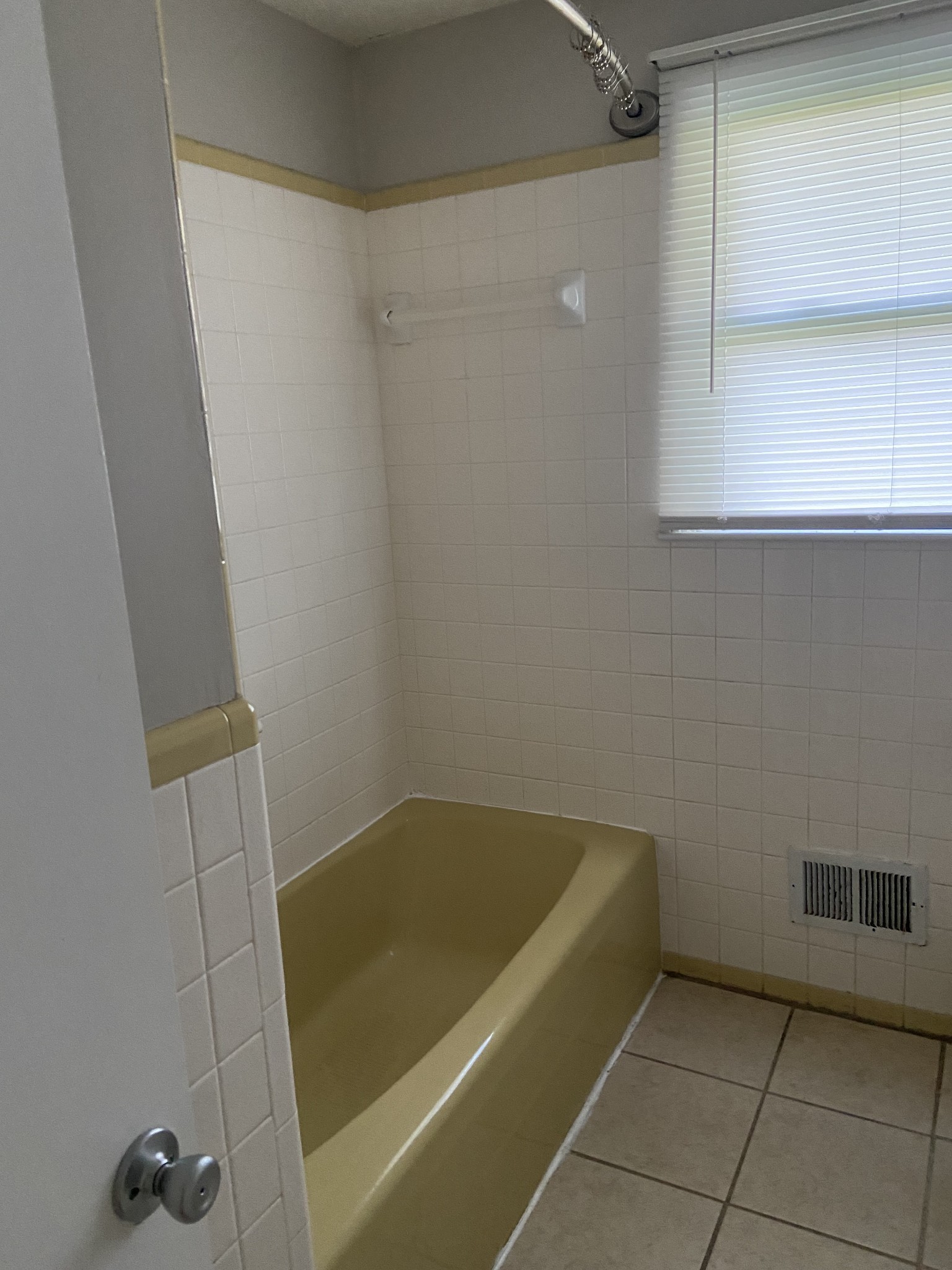 801 Webb Rd Property Photo 21