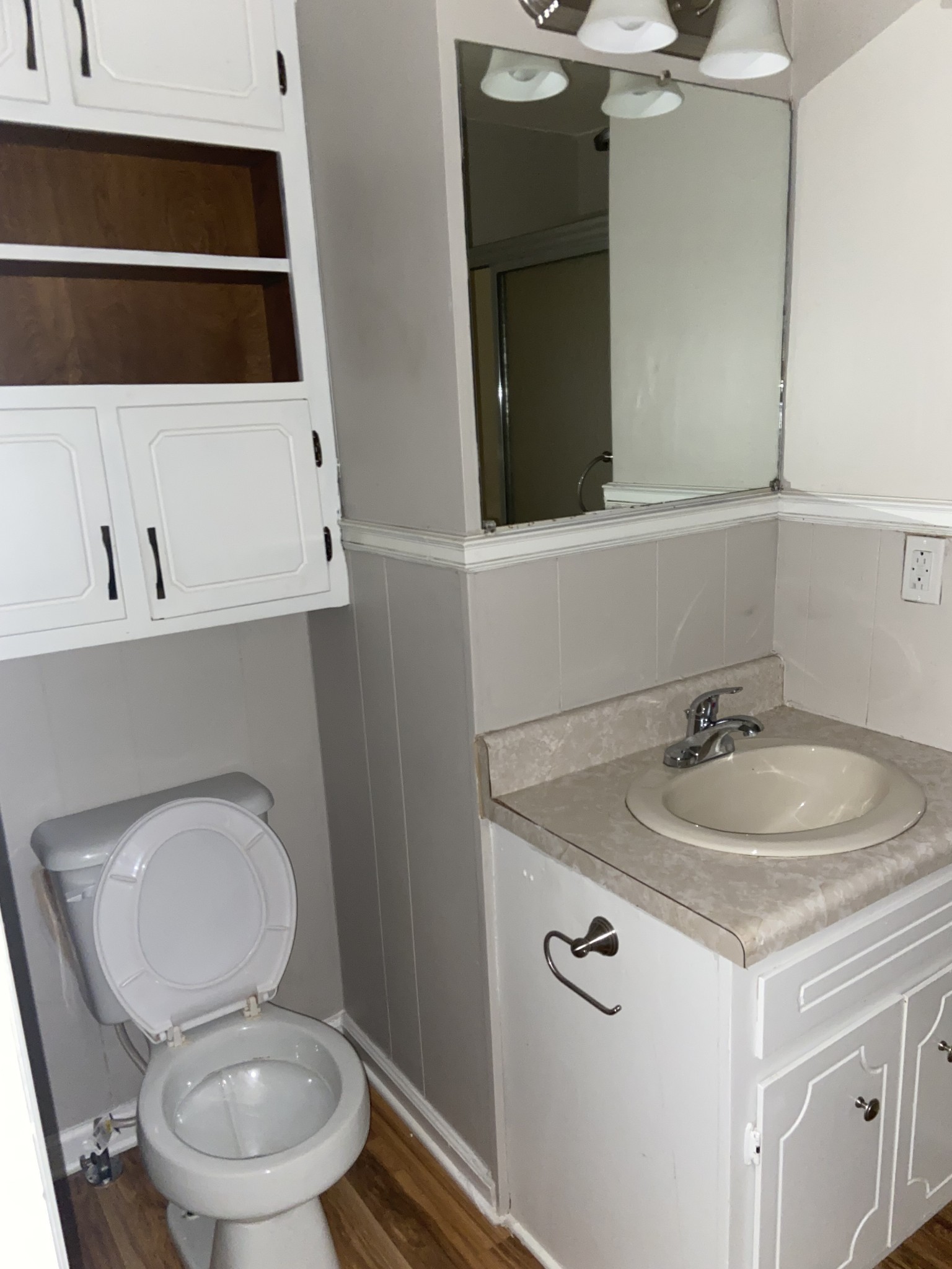 801 Webb Rd Property Photo 28