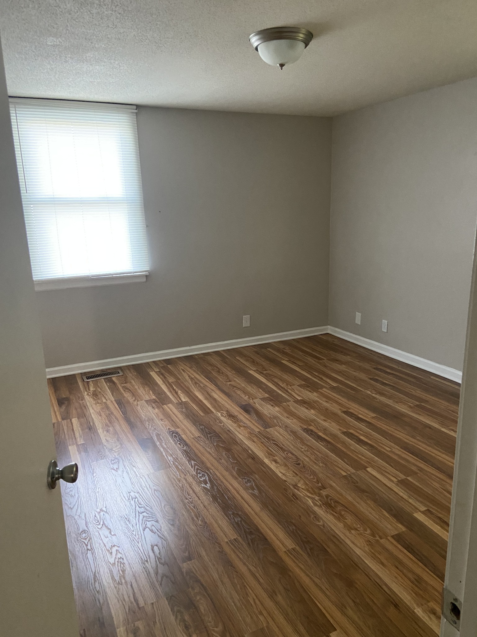 801 Webb Rd Property Photo 30