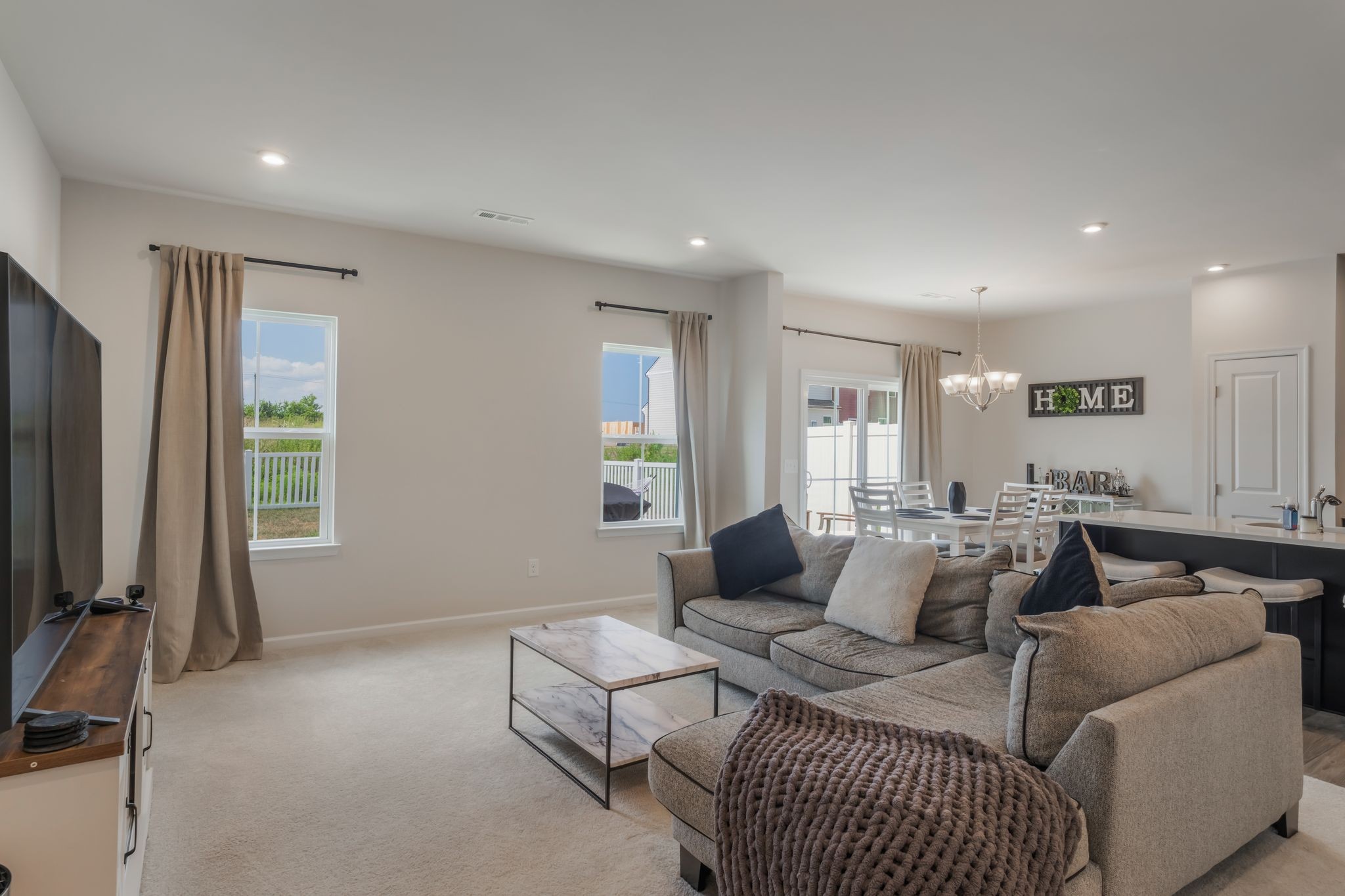 1340 Crescent Ridge Dr Property Photo 7