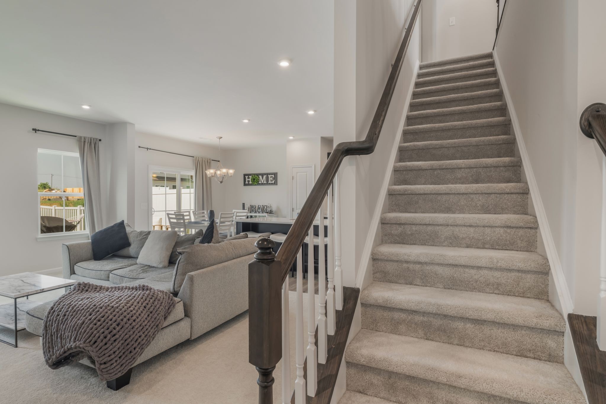 1340 Crescent Ridge Dr Property Photo 17