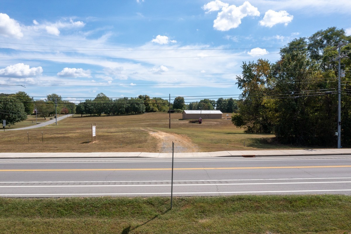 105 Eastside Dr Property Photo 11