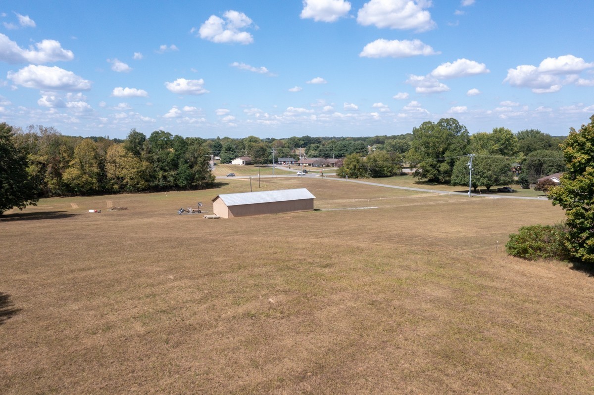 105 Eastside Dr Property Photo 14