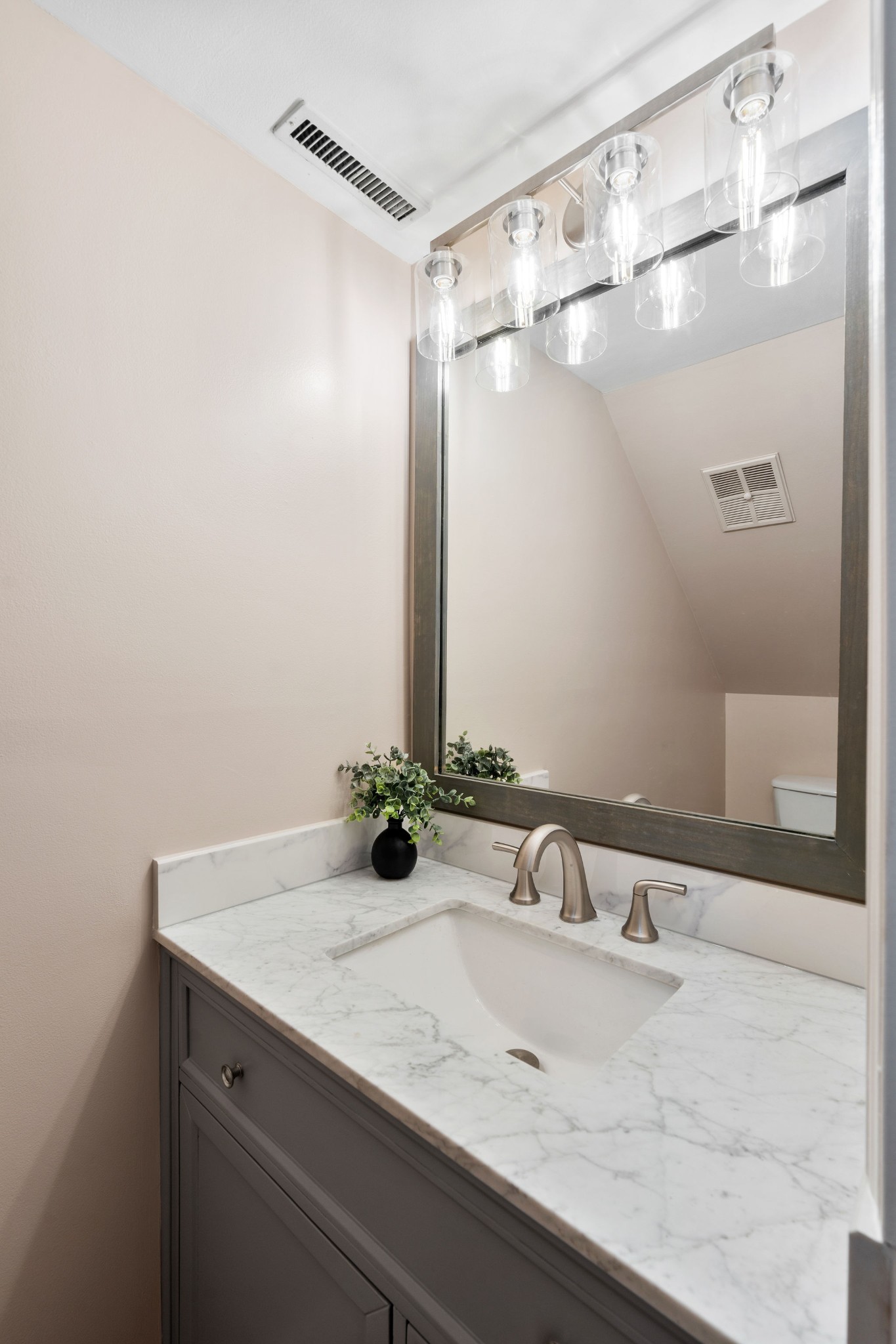 3446 Marlborough Ave Property Photo 15