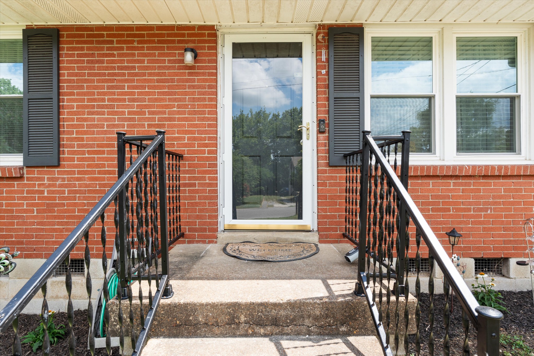 1410 Bain Dr Property Photo 1