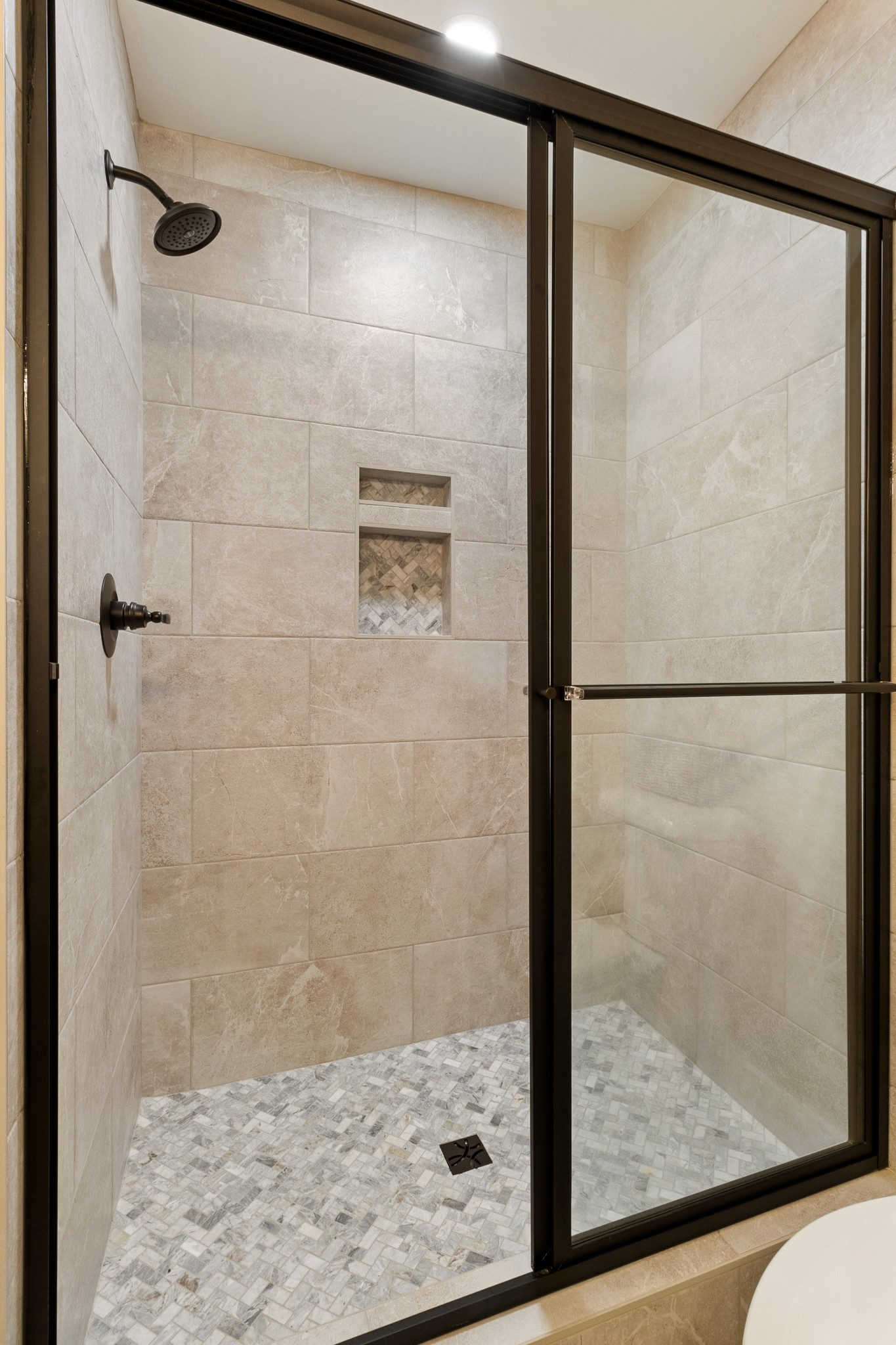 488 Lower Halls Mill Rd Property Photo 9