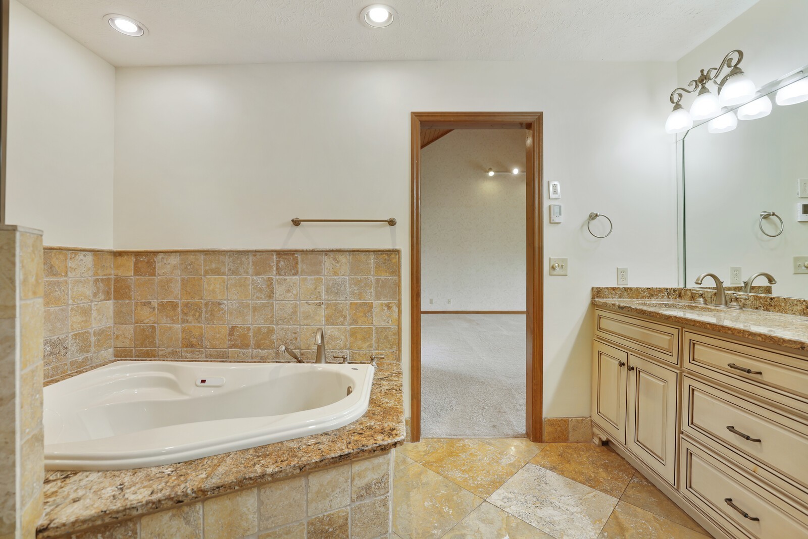 1361 Madison Creek Rd Property Photo 29