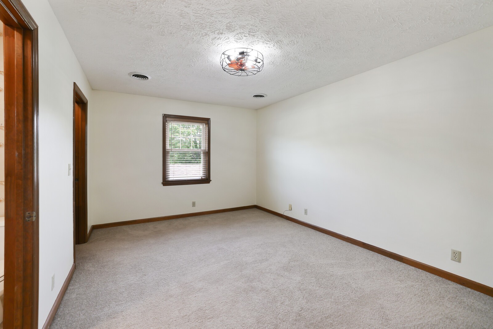 1361 Madison Creek Rd Property Photo 35