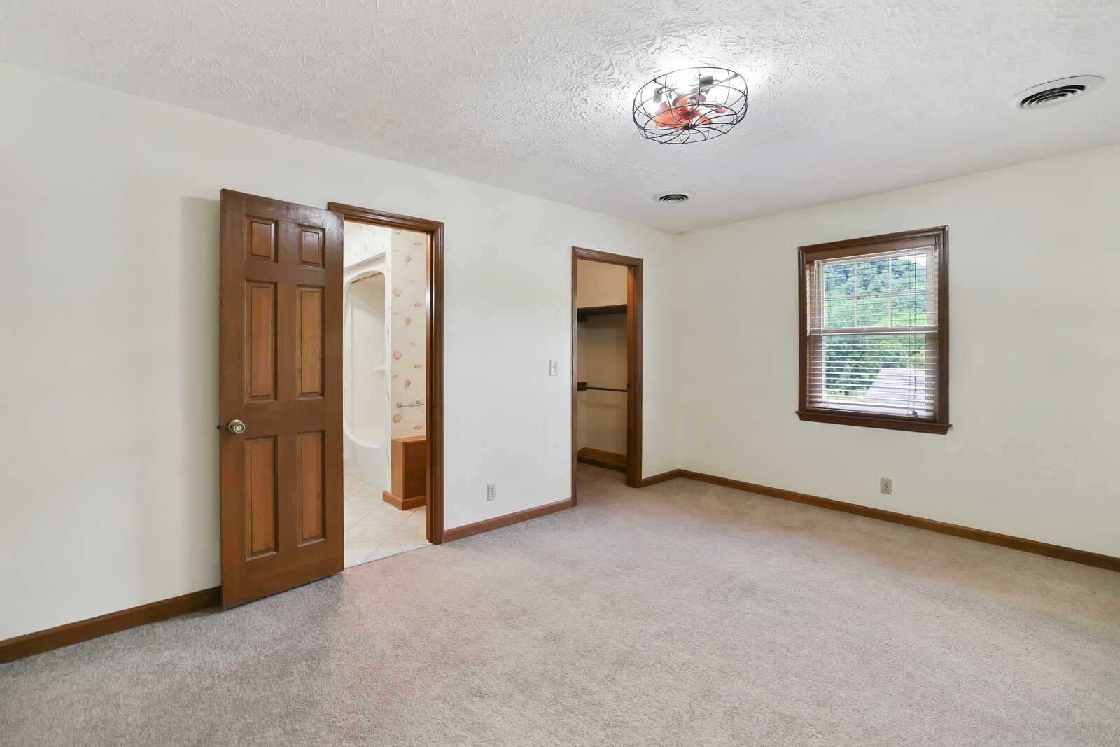 1361 Madison Creek Rd Property Photo 36