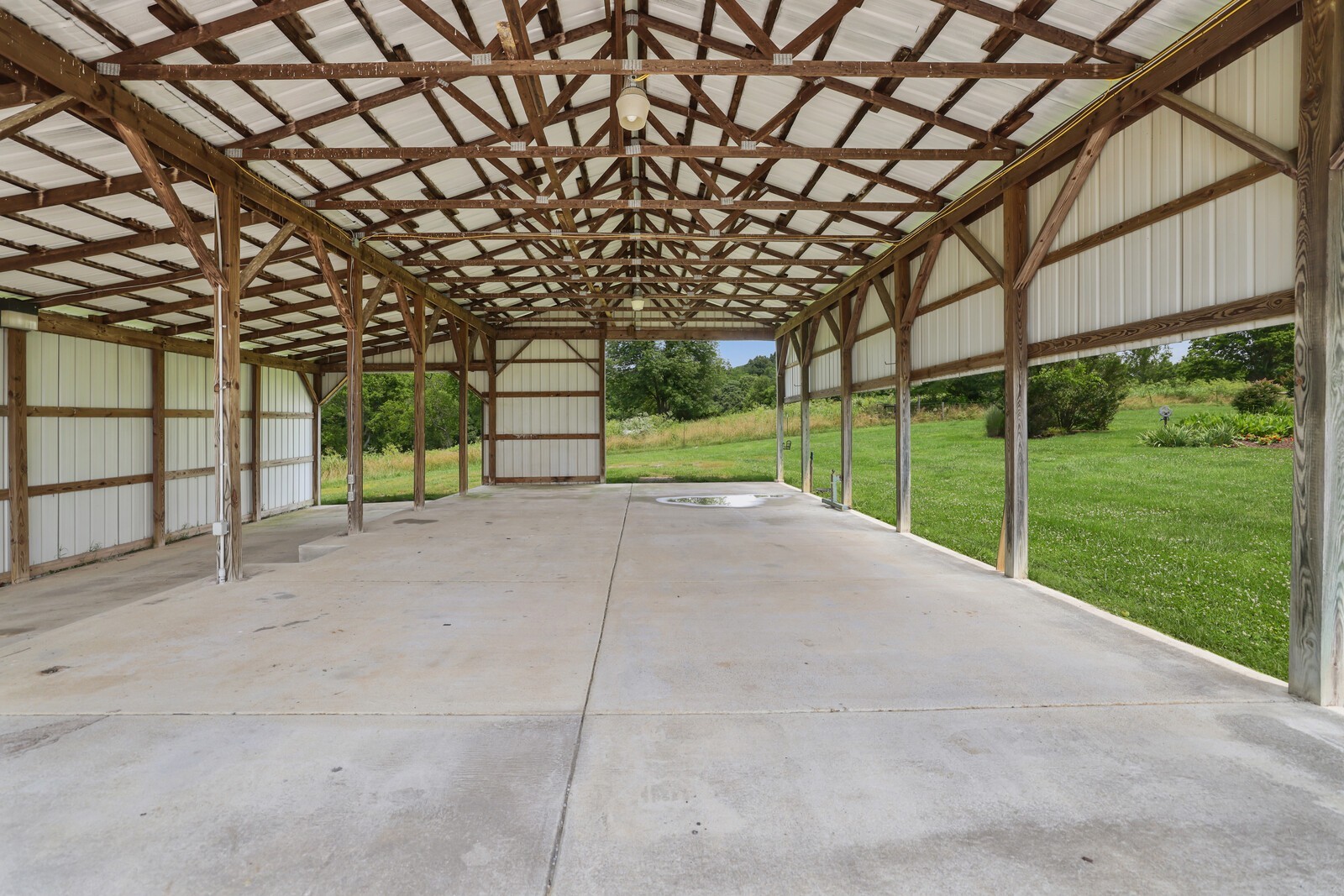 1361 Madison Creek Rd Property Photo 63