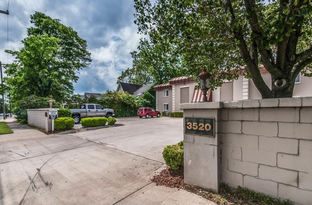 3520 West End Property Photo 1