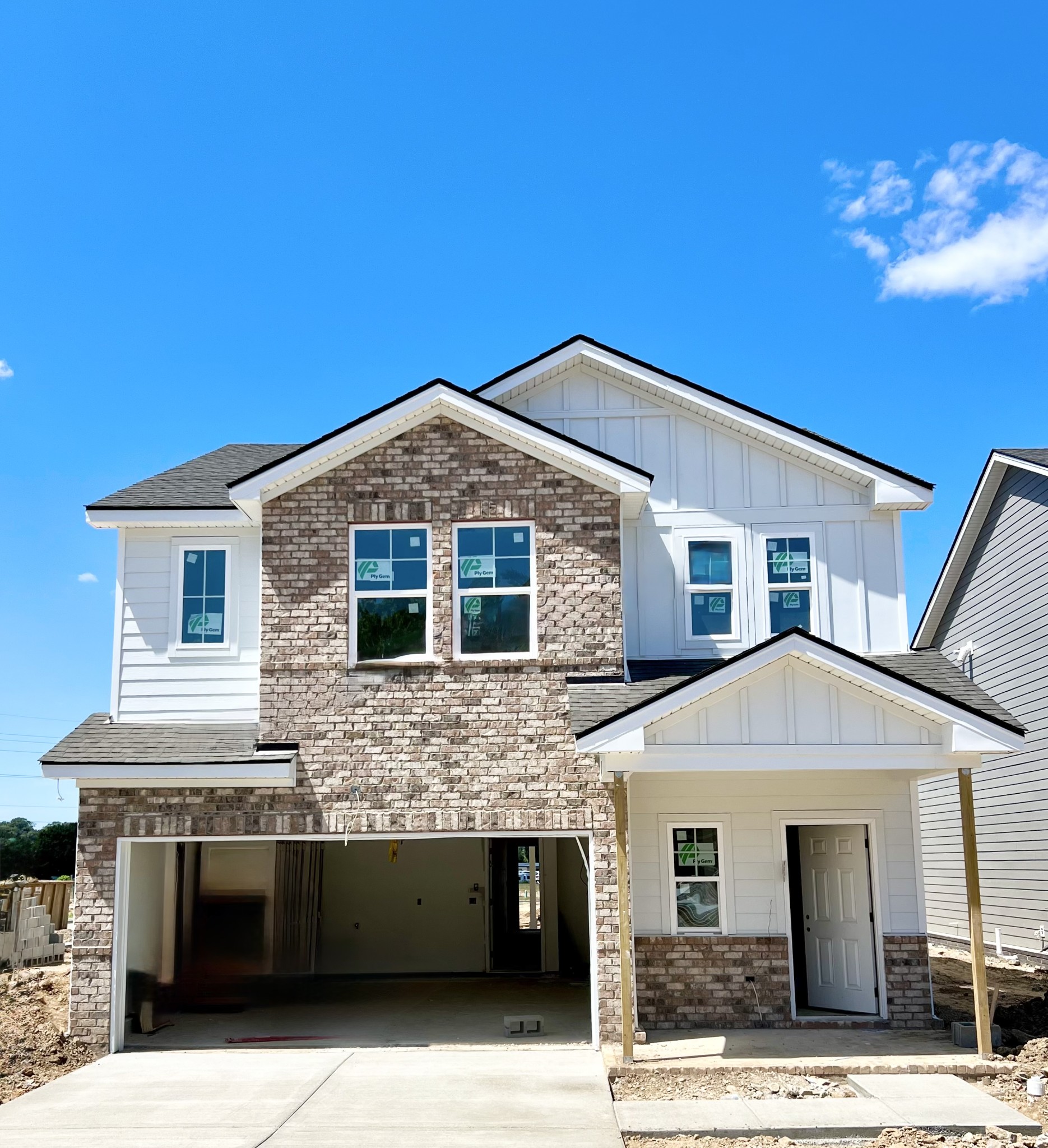 516 Canal Circle Property Photo 1