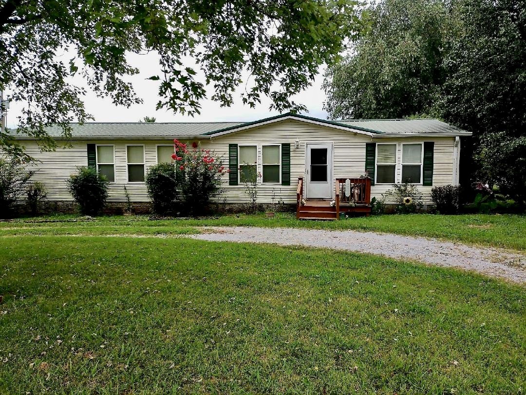 1897 S Commerce Rd Property Photo 1