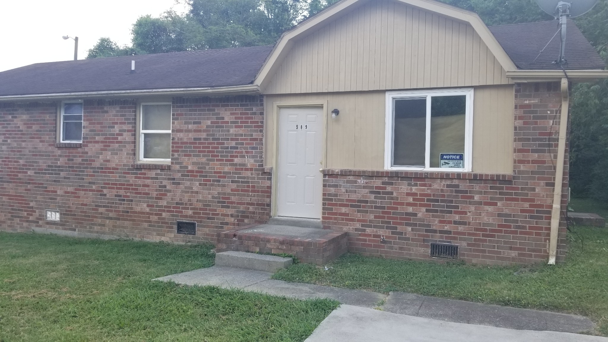 589 Judd Dr Property Photo 1