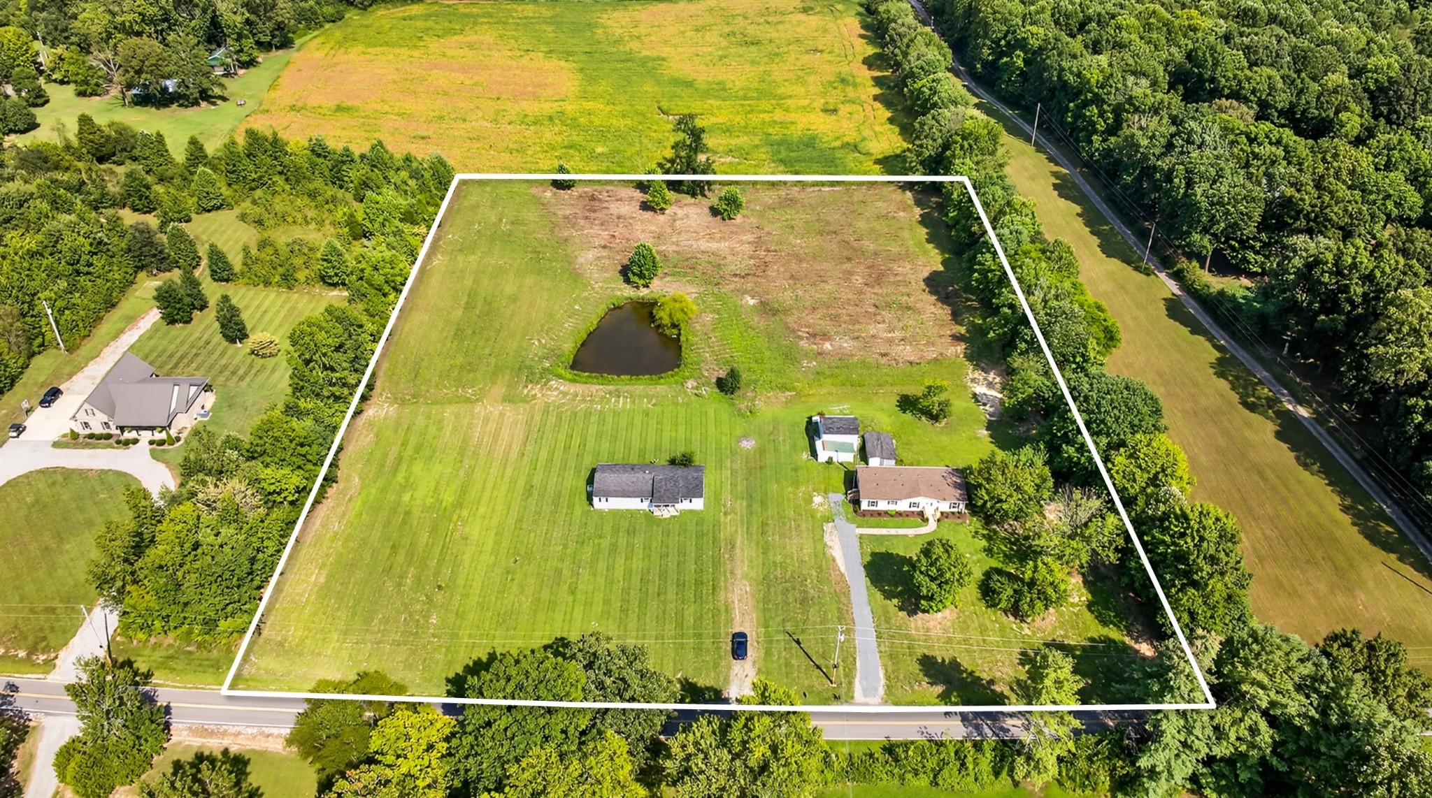 4675 Wills Rd Property Photo 1
