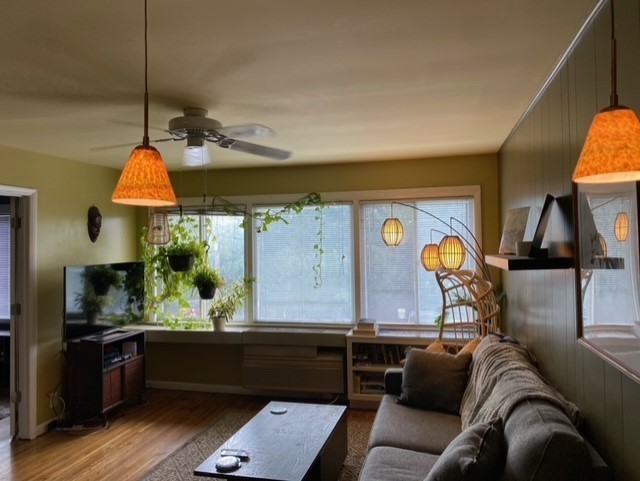 2020 Beech Ave Property Photo 1