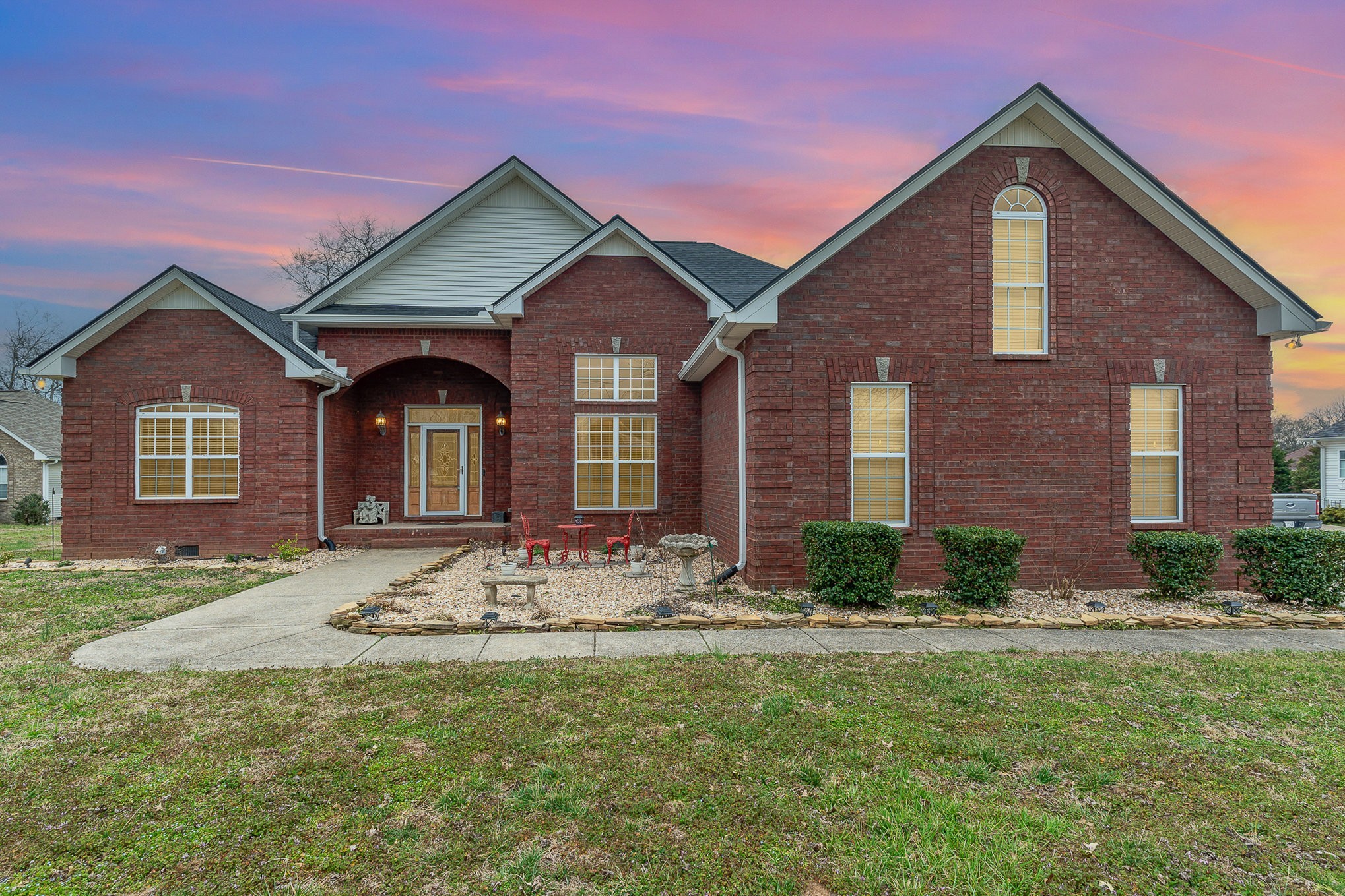 1007 Nature Trl Property Photo 1