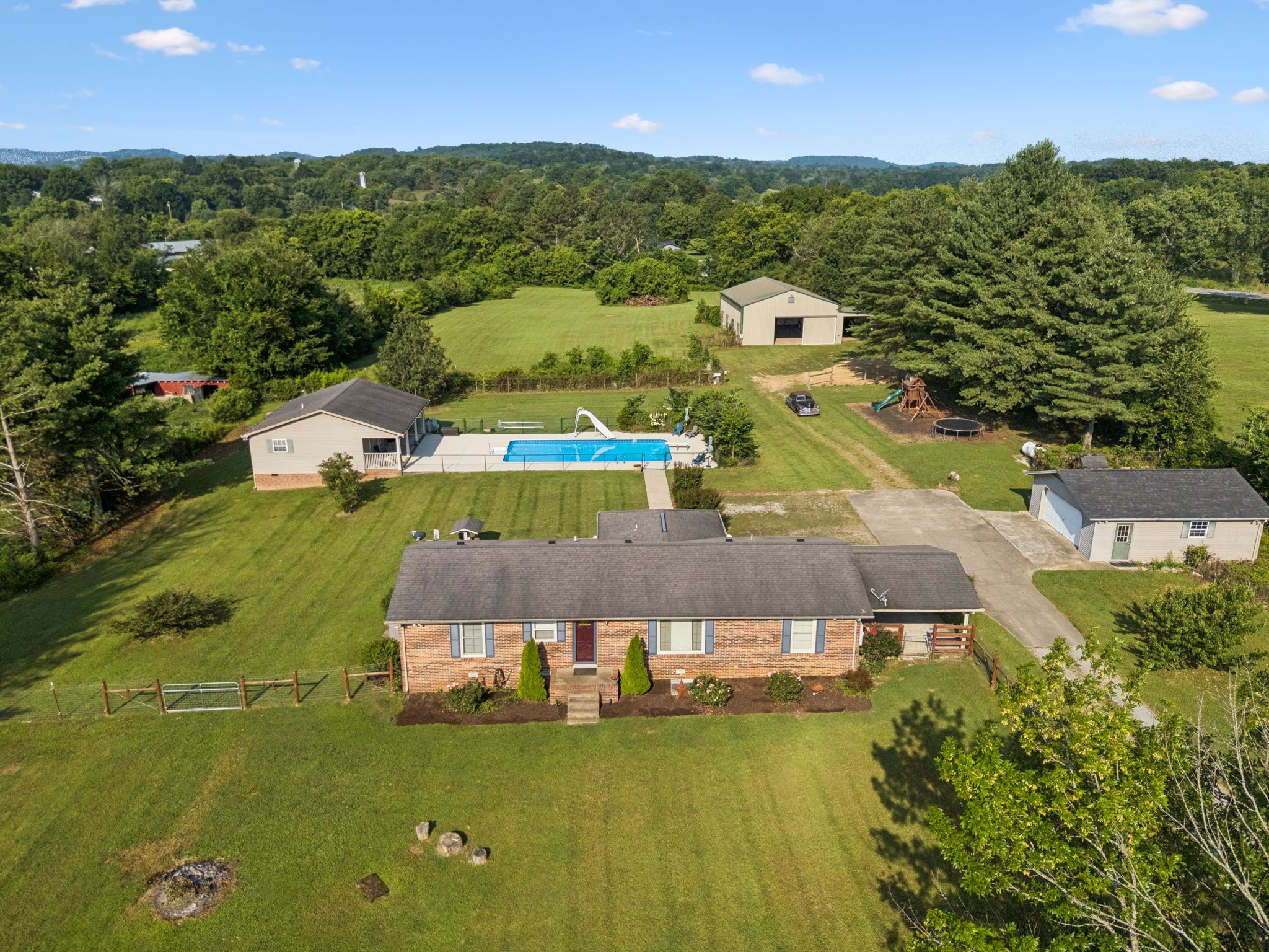122 Sandusky Rd Property Photo 1