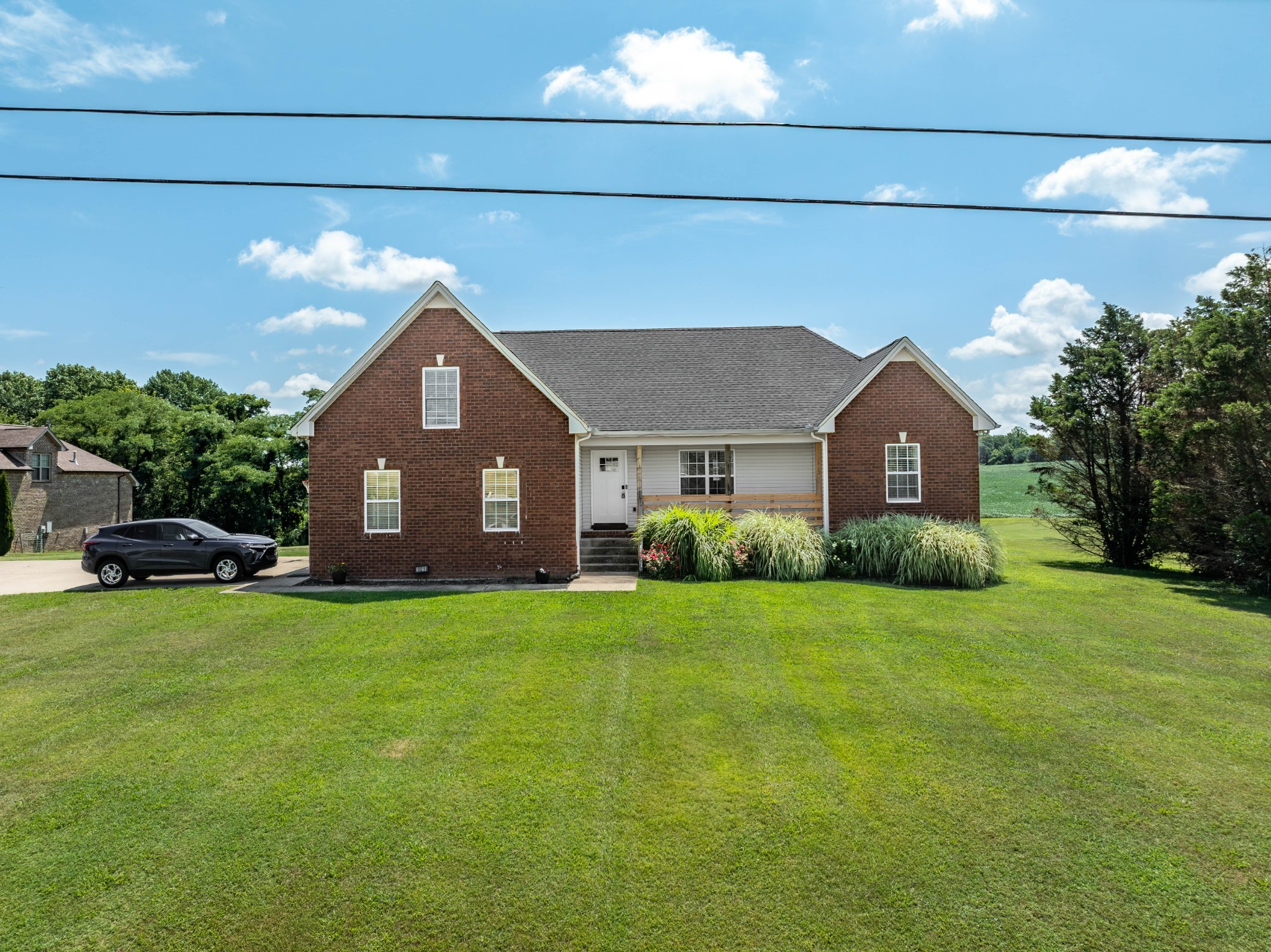 3029 Meadowview Ct Property Photo 1