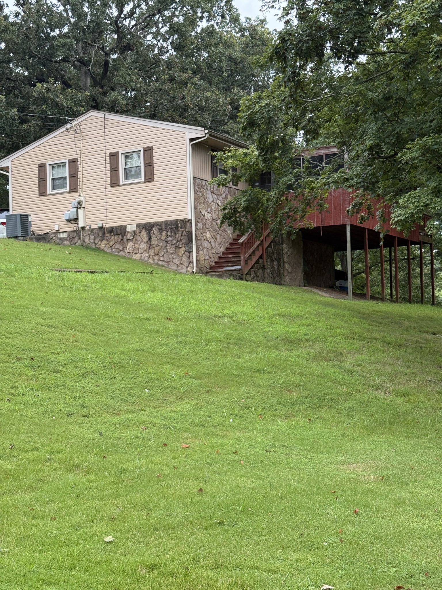 3811 Altamira Dr Property Photo 1