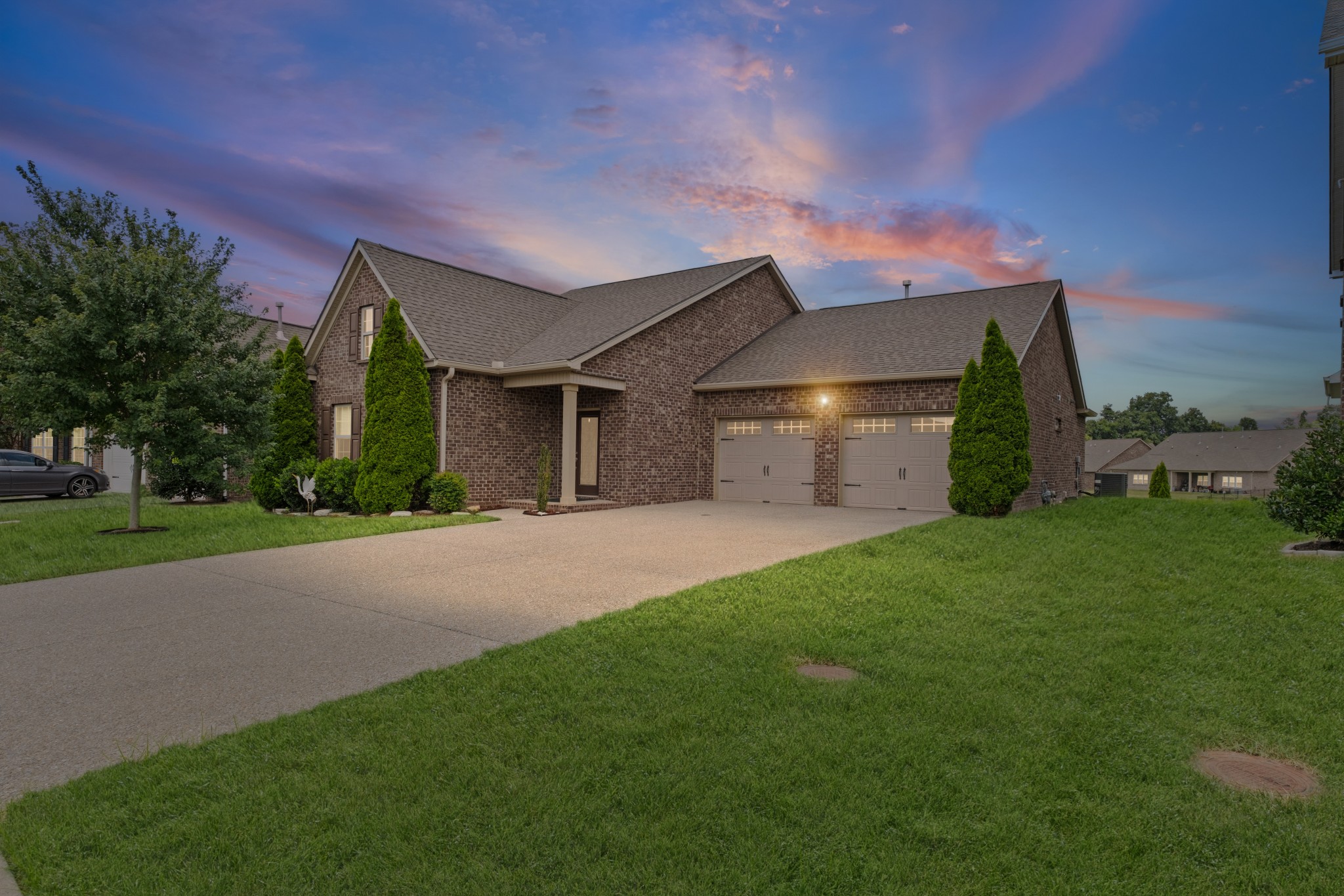 1353 Whispering Oaks Dr Property Photo 1