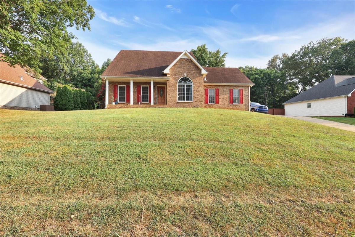 938 Glenraven Dr Property Photo 1