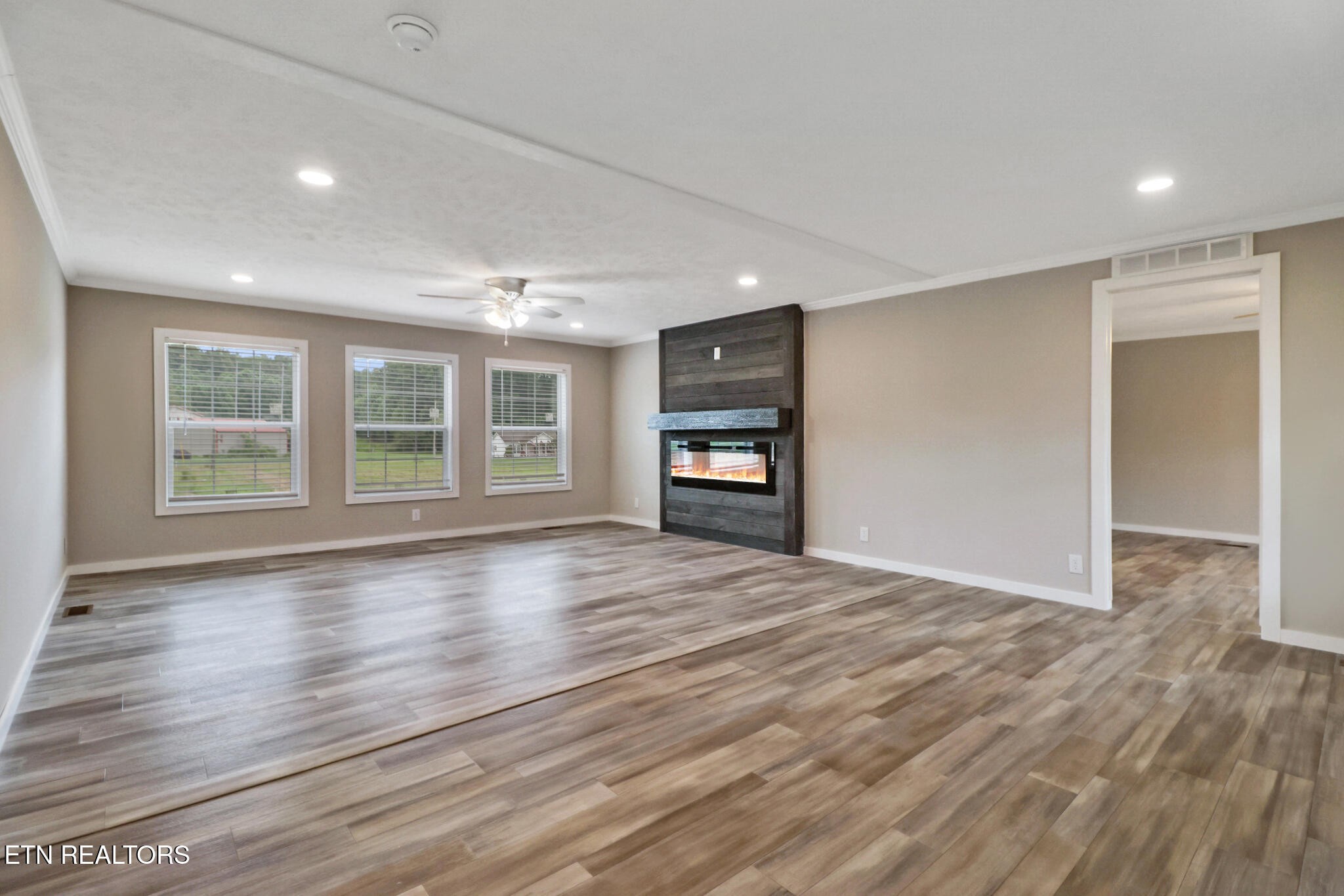 420 Southern Lane Property Photo 3