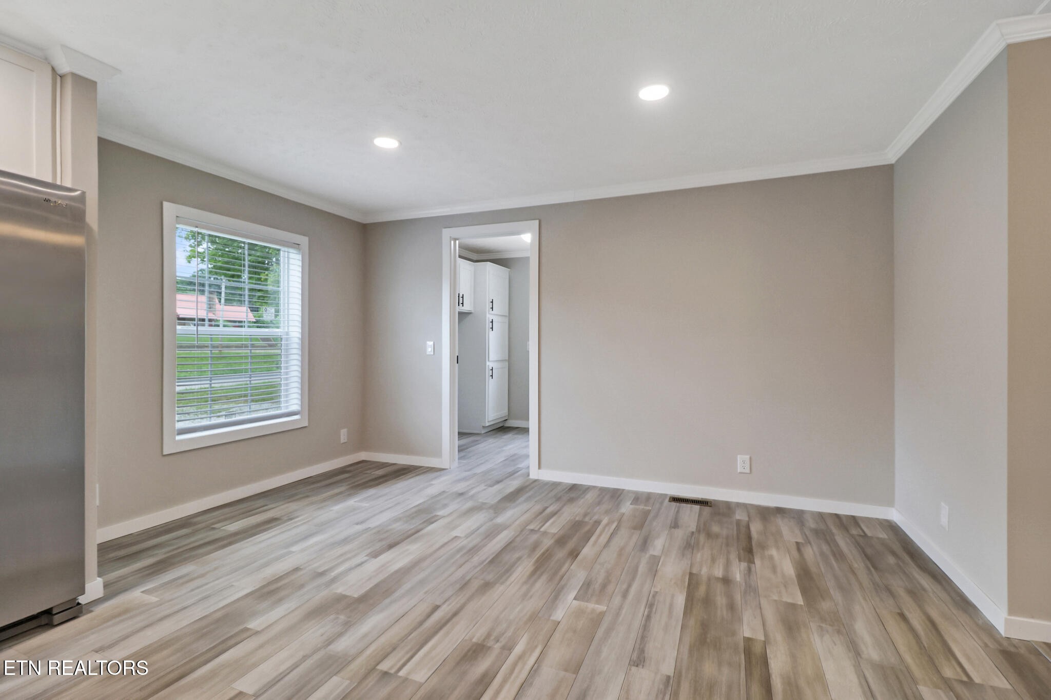 420 Southern Lane Property Photo 12