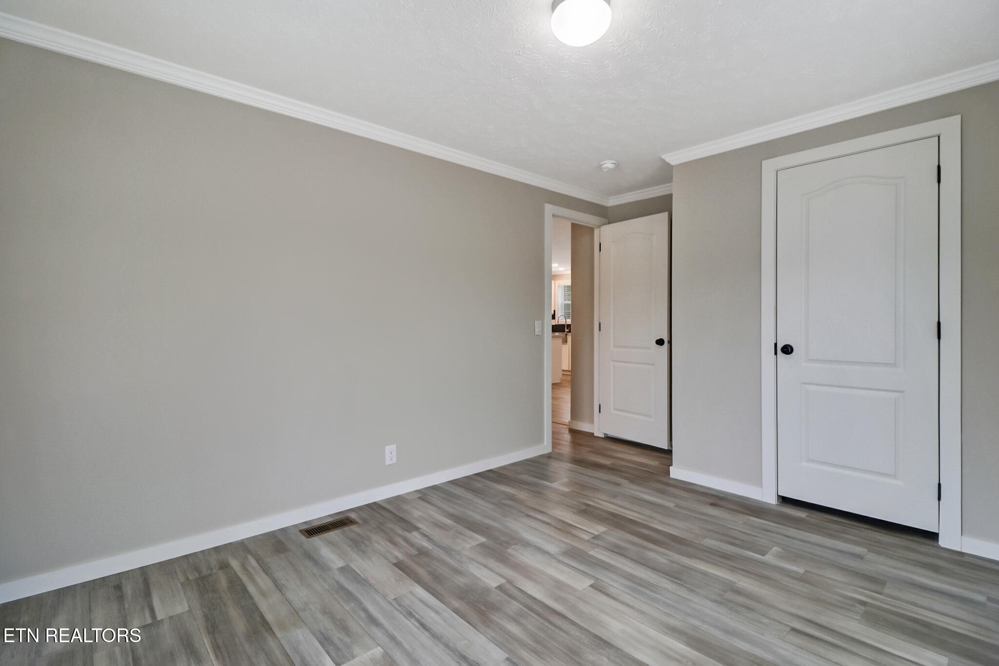 420 Southern Lane Property Photo 15