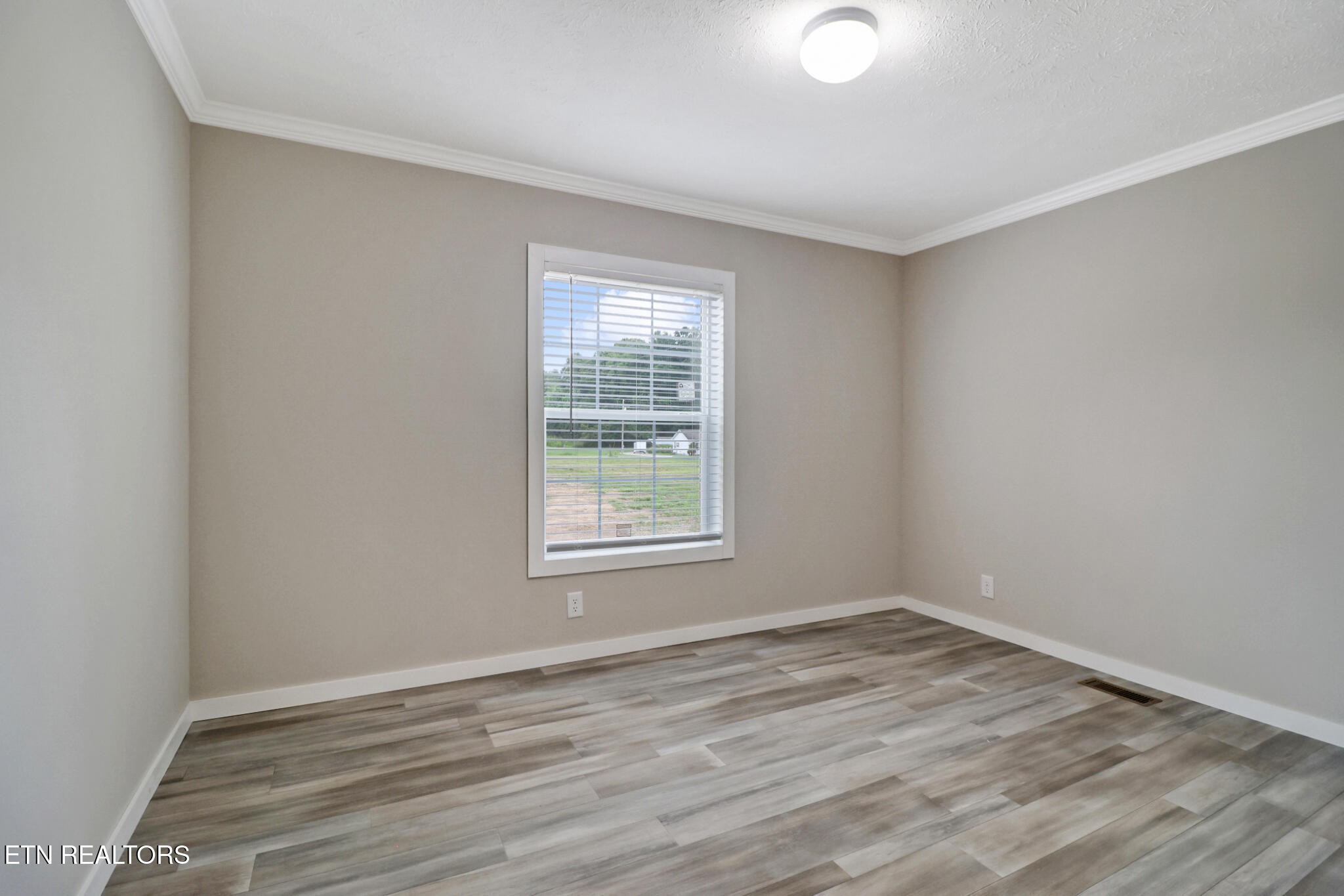 420 Southern Lane Property Photo 17