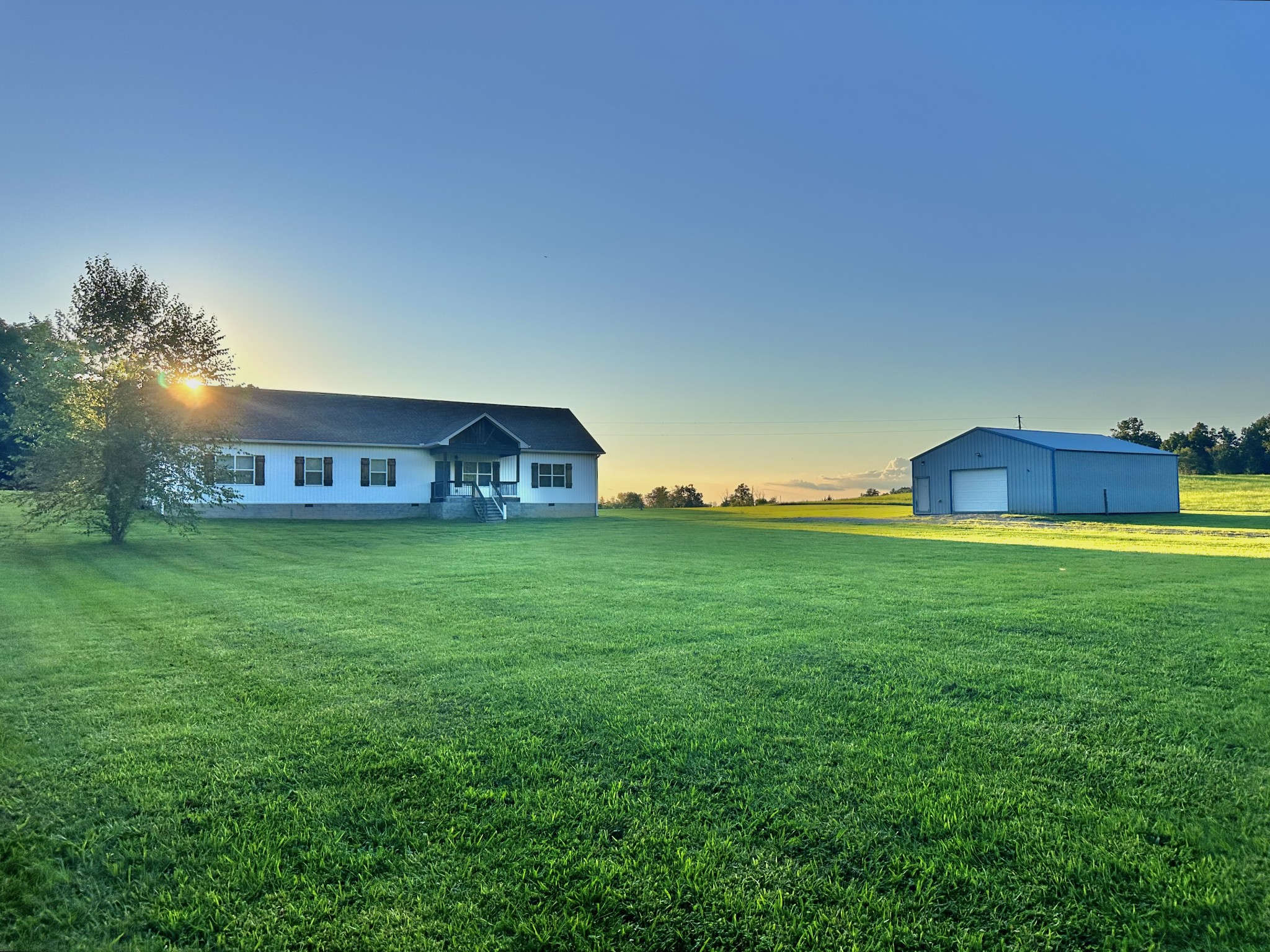 271 Louis Tuttle Rd Property Photo 1