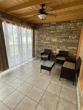 4426 Glasgow Rd Property Photo 6