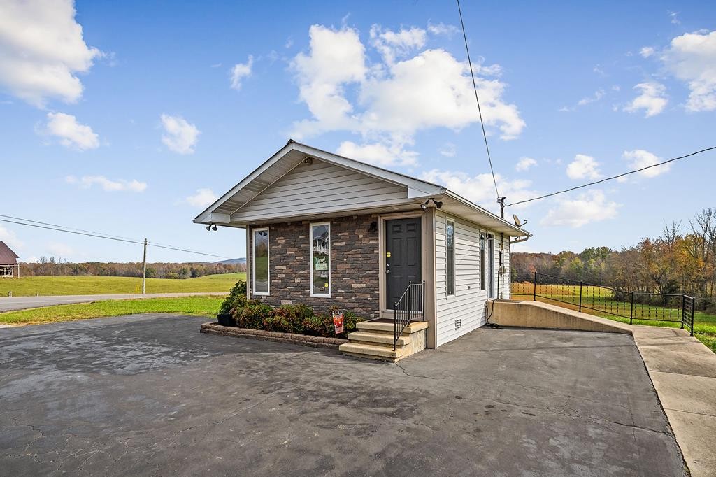 14133 Old Kentucky Rd Property Photo 1
