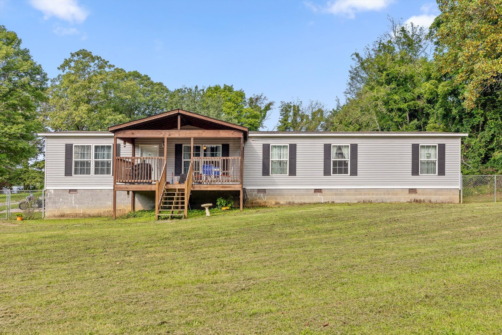 944 Patton School Road Property Photo 1
