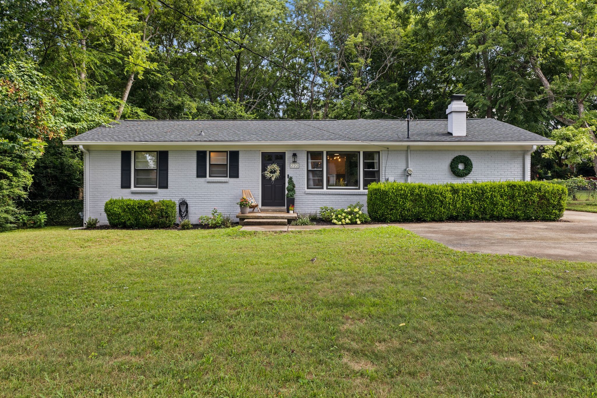 222 Maple Dr Property Photo 1
