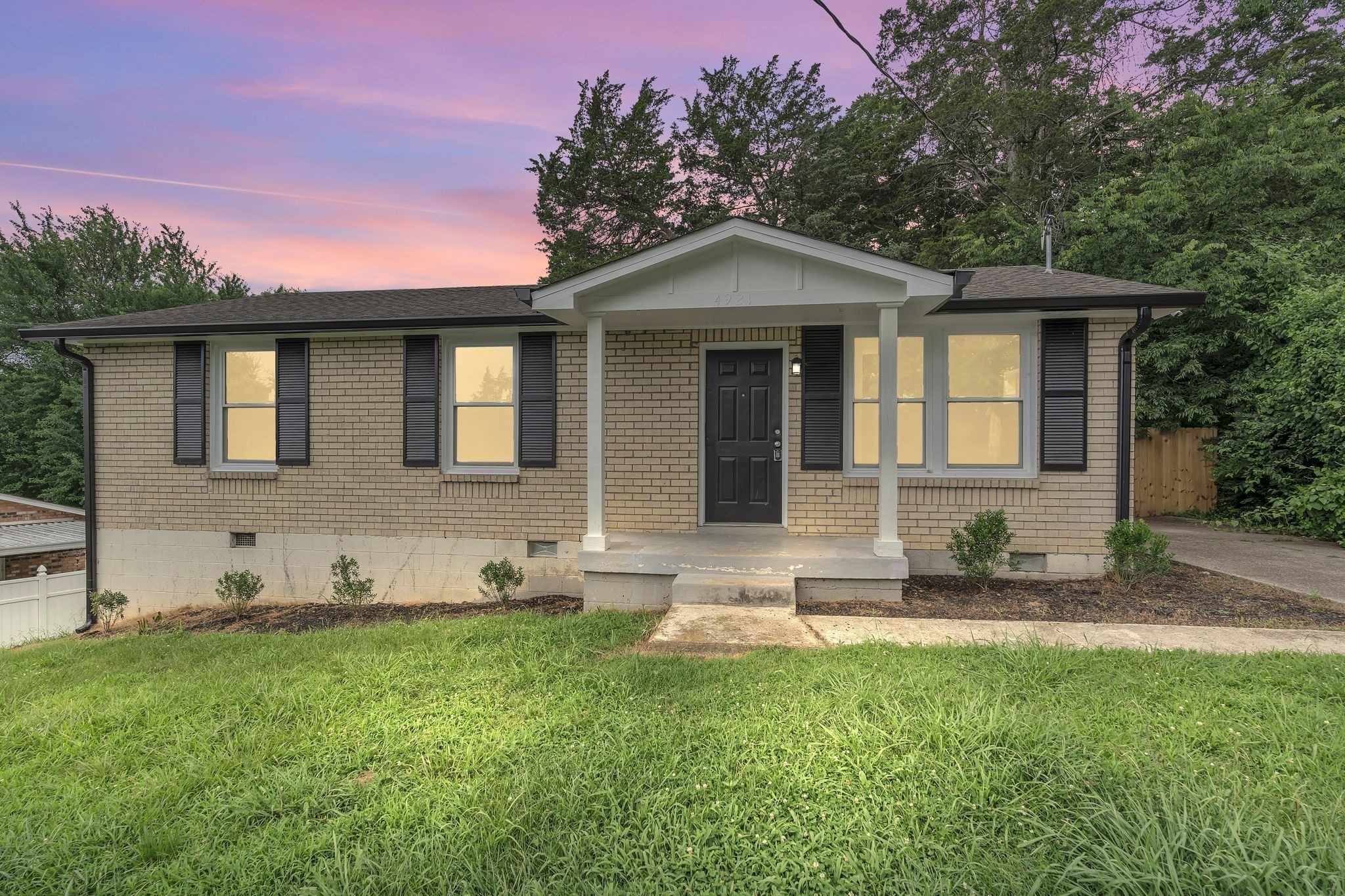 4921 Shihmen Dr Property Photo 1